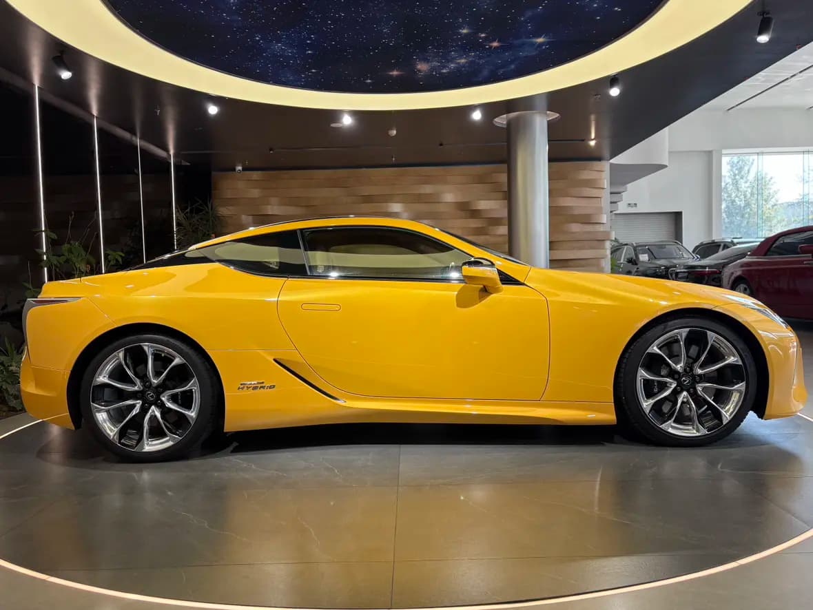 Lexus LC 2021 г. 57906 км. — фото 5