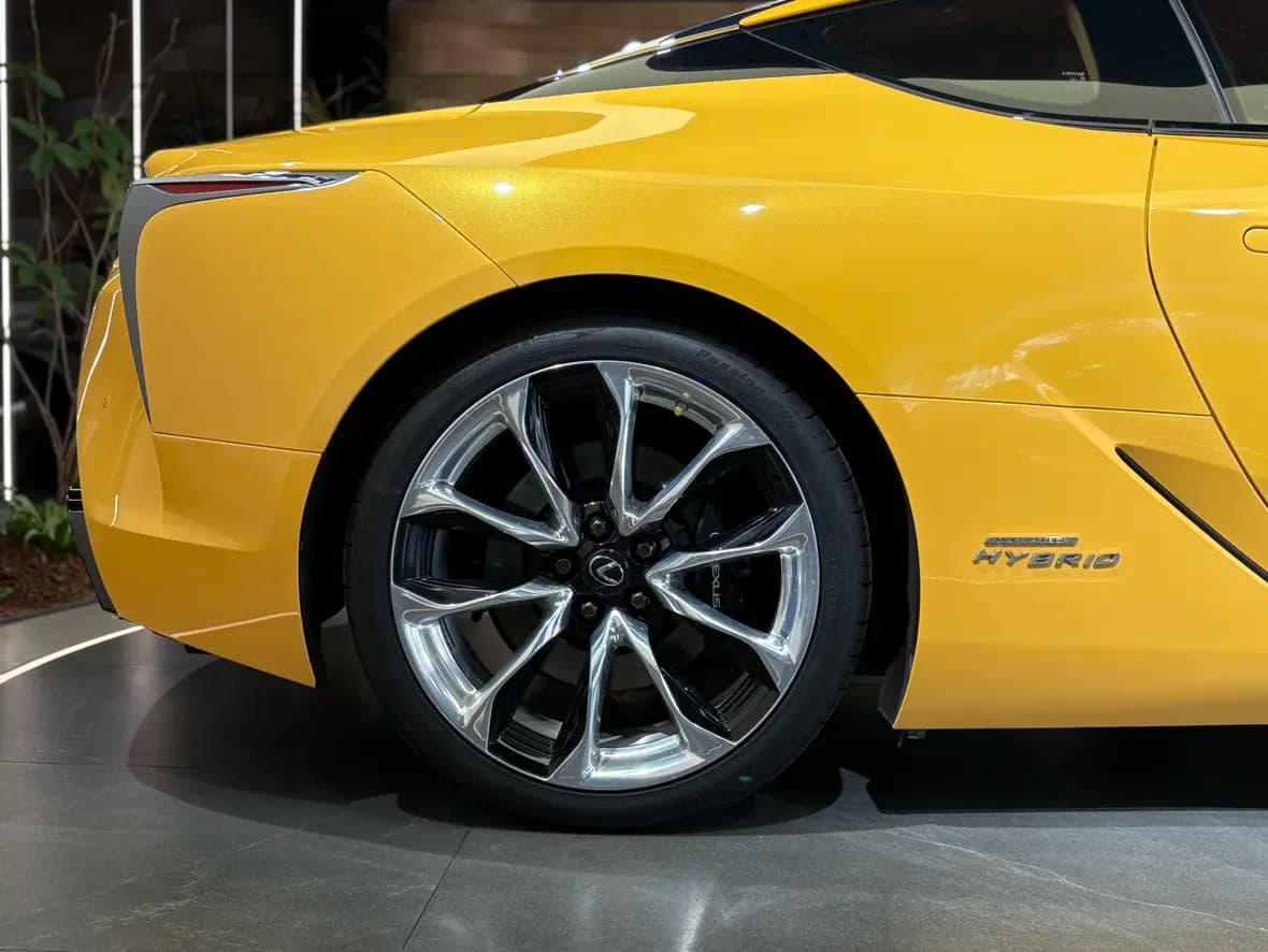 Lexus LC 2021 г. 57906 км. — фото 9