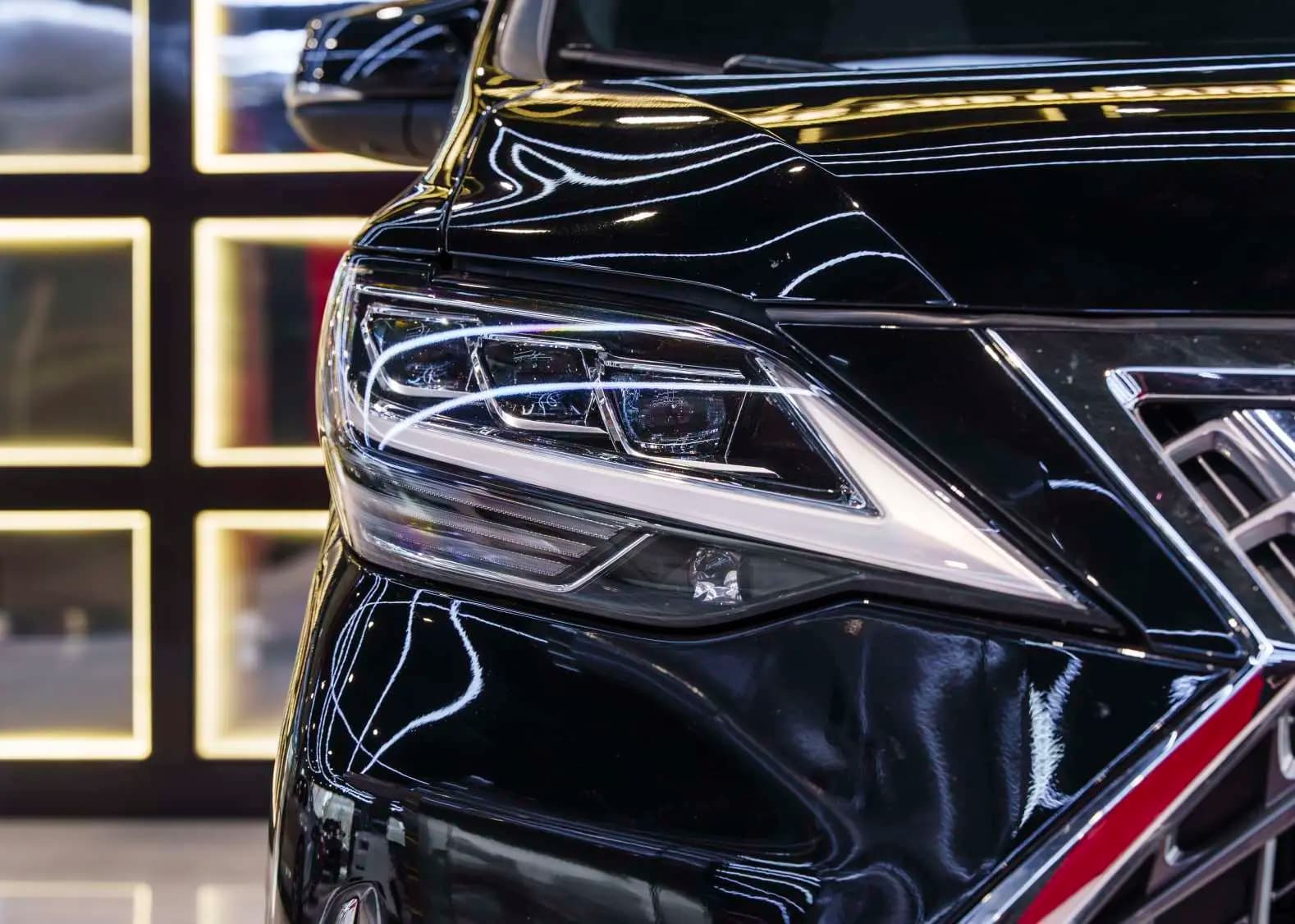 Lexus LM 2022 г. 107069 км. — фото 8