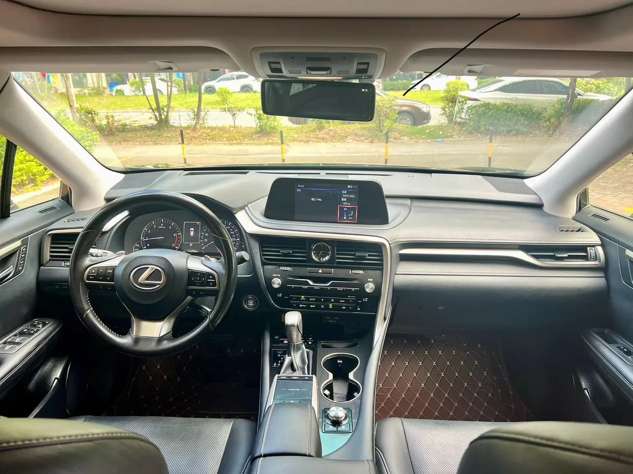 Lexus RX 2021 г. 110078 км. — фото 7