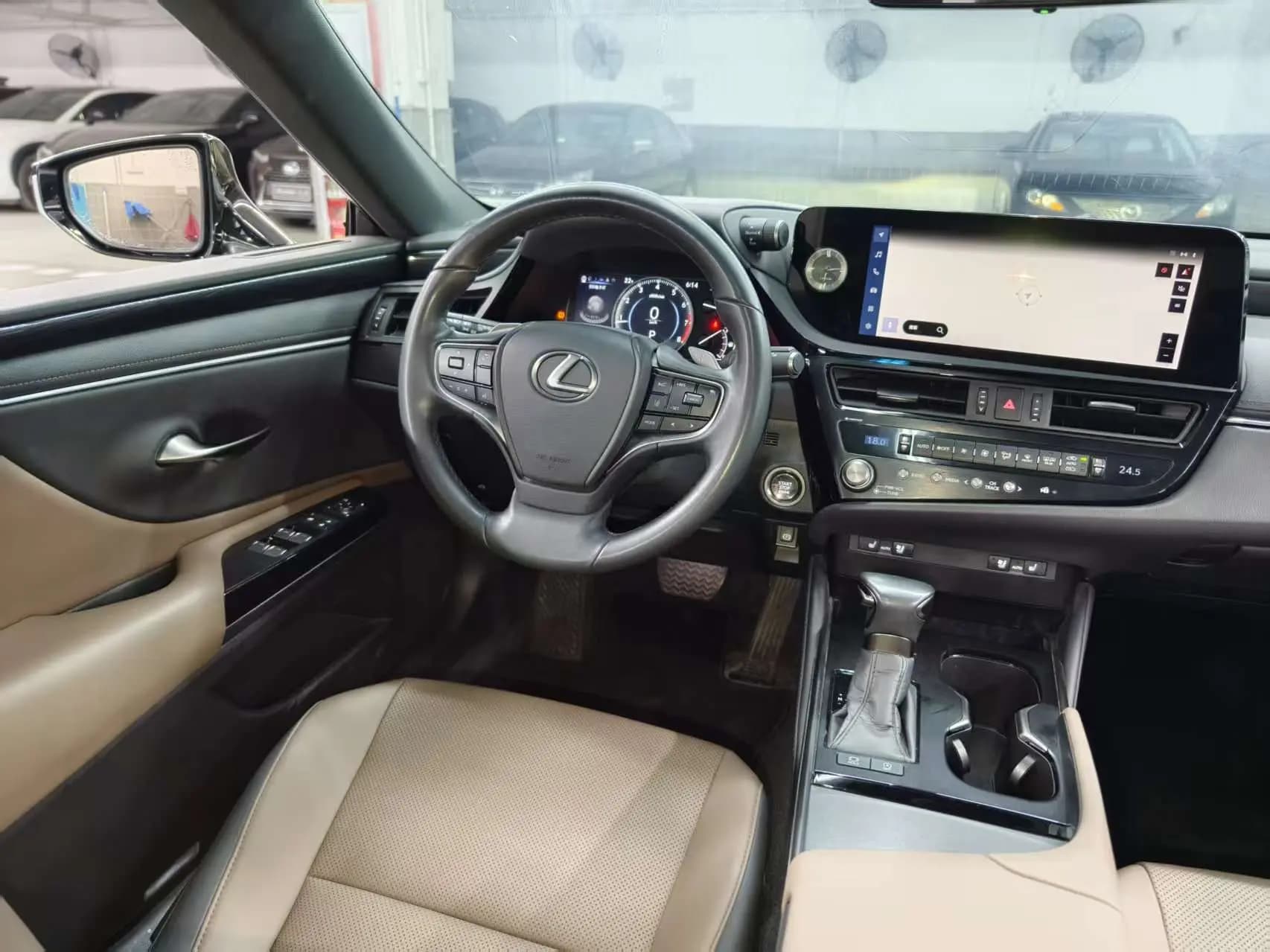 Lexus ES 2023 г. 16113 км. — фото 14