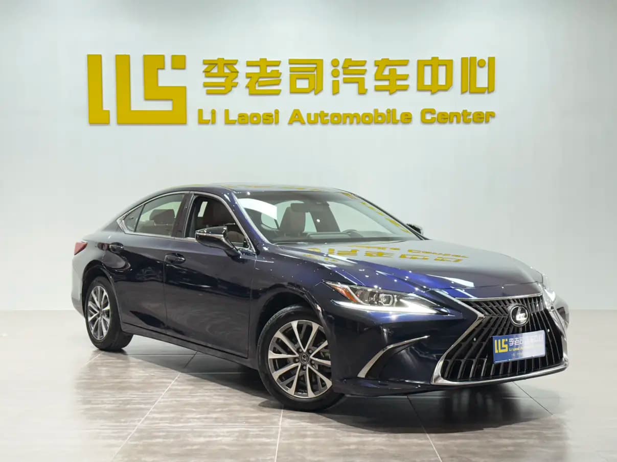 Lexus ES 2022 г. 11115 км. — фото 3