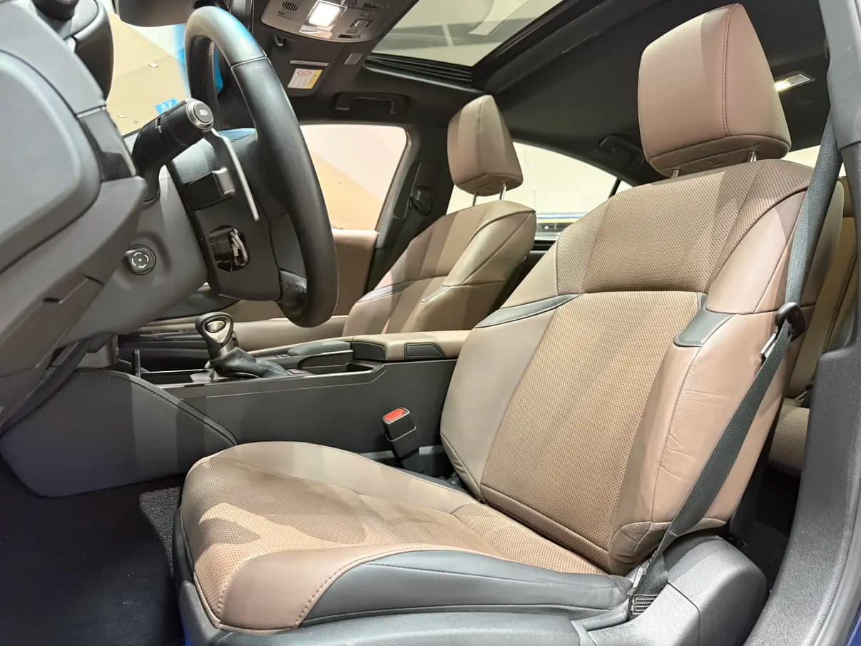 Lexus ES 2022 г. 11116 км. — фото 23