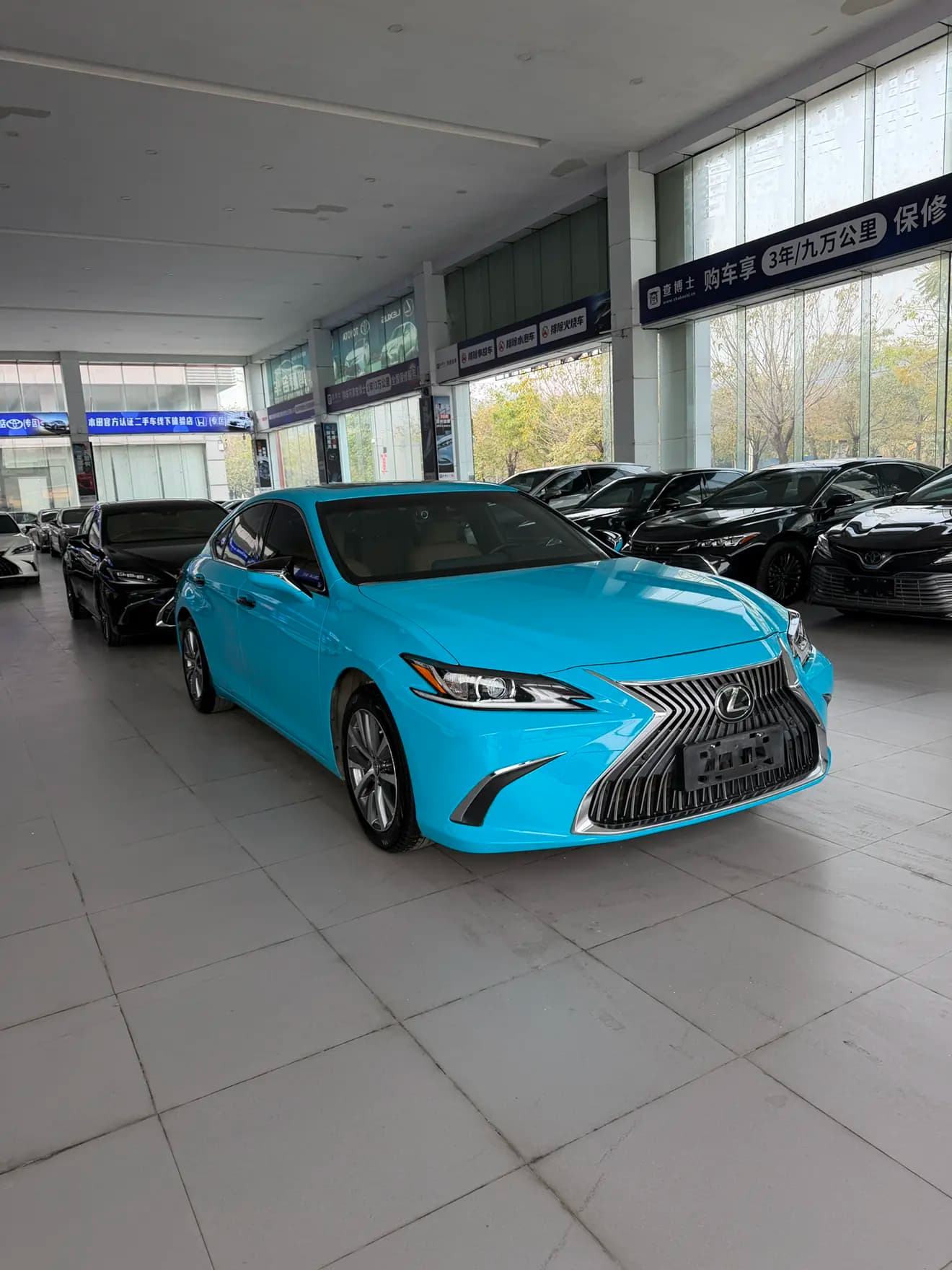 Lexus ES 2021 г. 45119 км. — фото 3