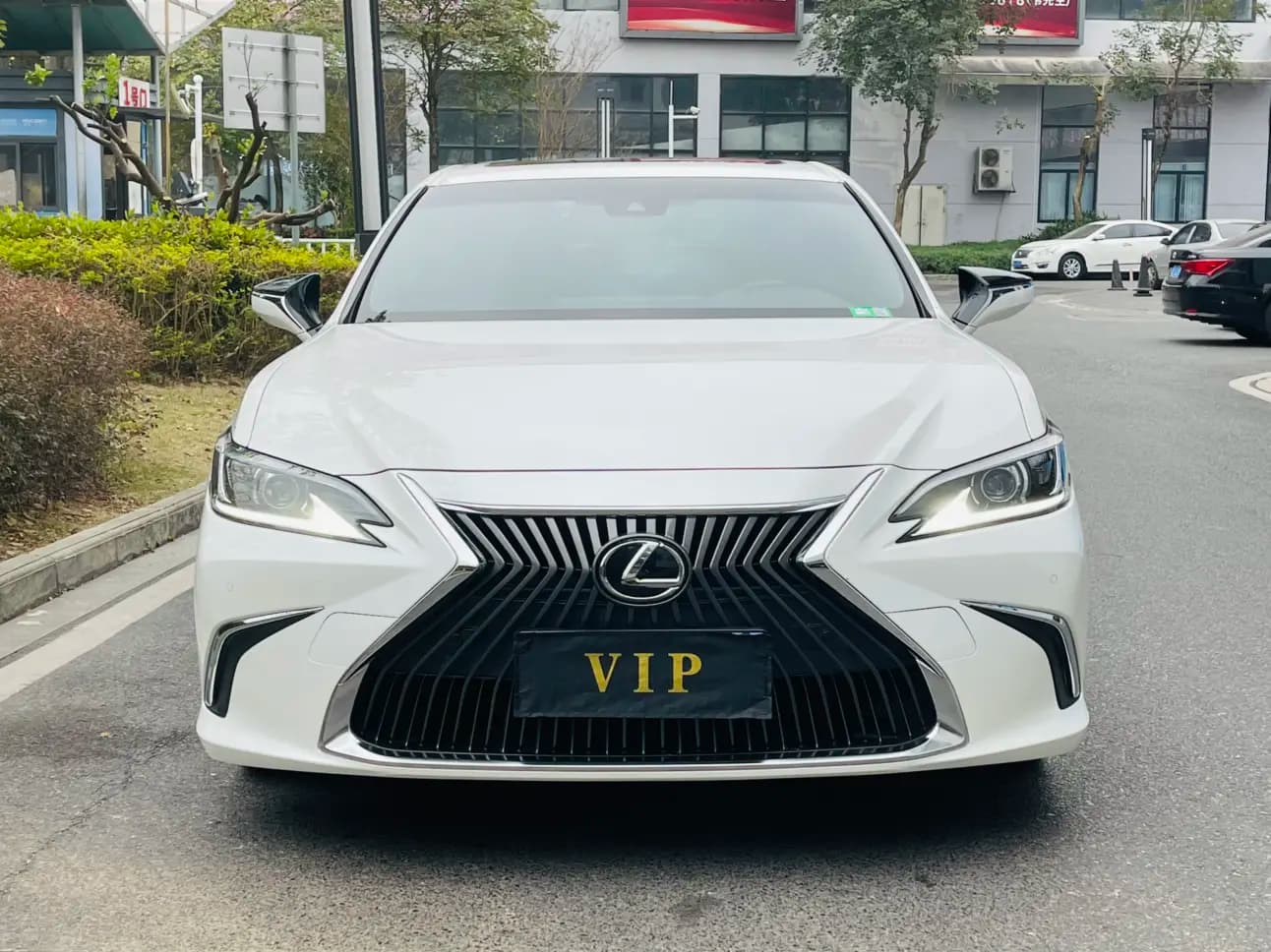Lexus ES 2021 г. 99122 км. — фото 2