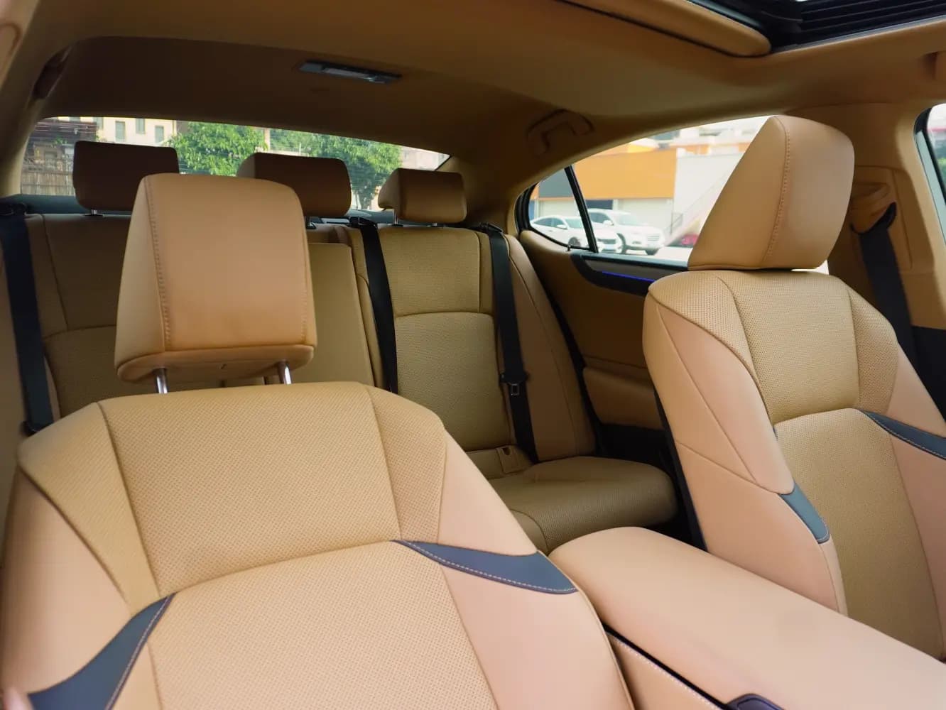 Lexus ES 2025 г. 12126 км. — фото 31