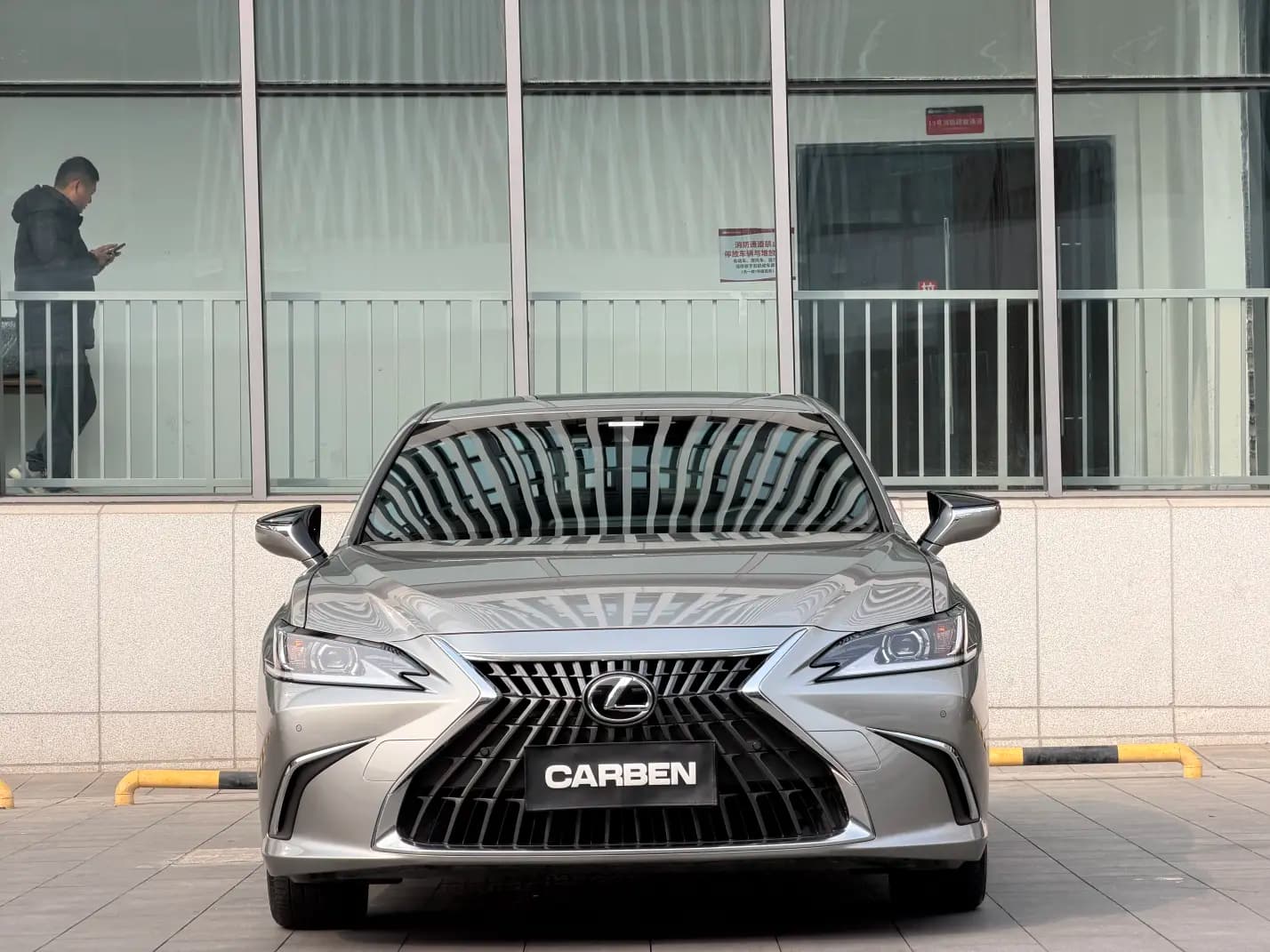 Lexus ES 2024 г. 70127 км. — фото 2