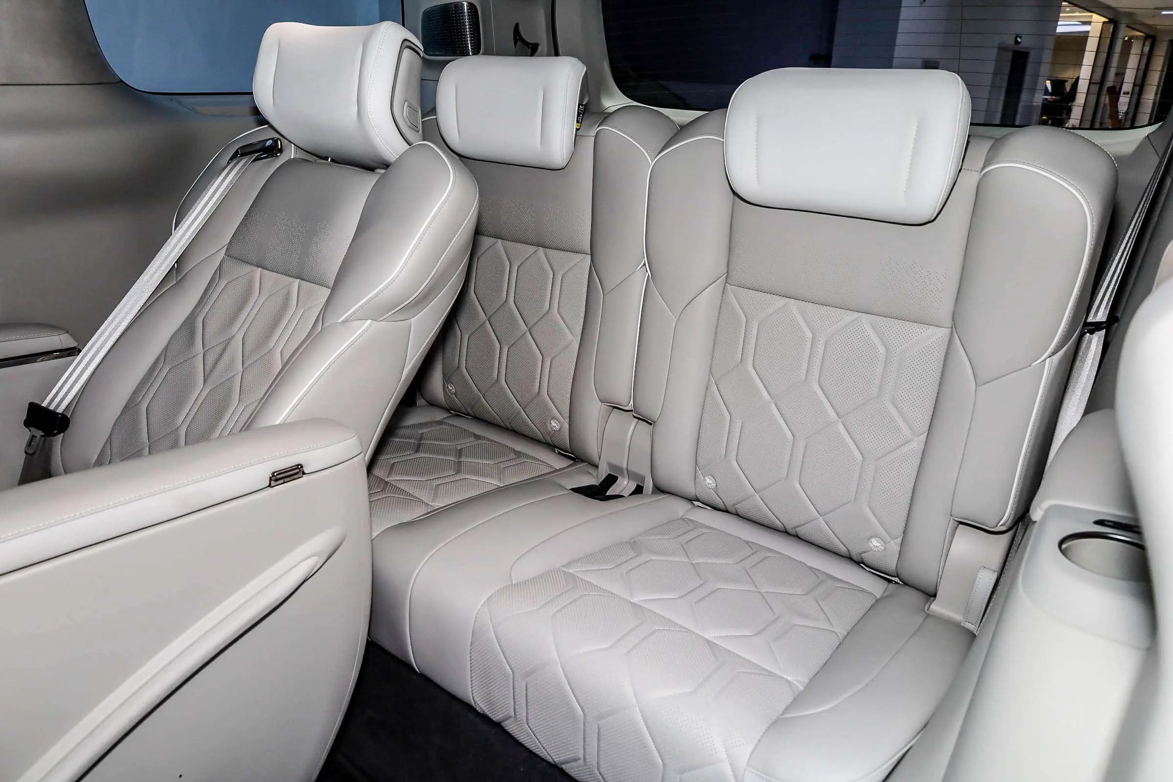 Volvo EM90 2024 г. 7759 км. — фото 37