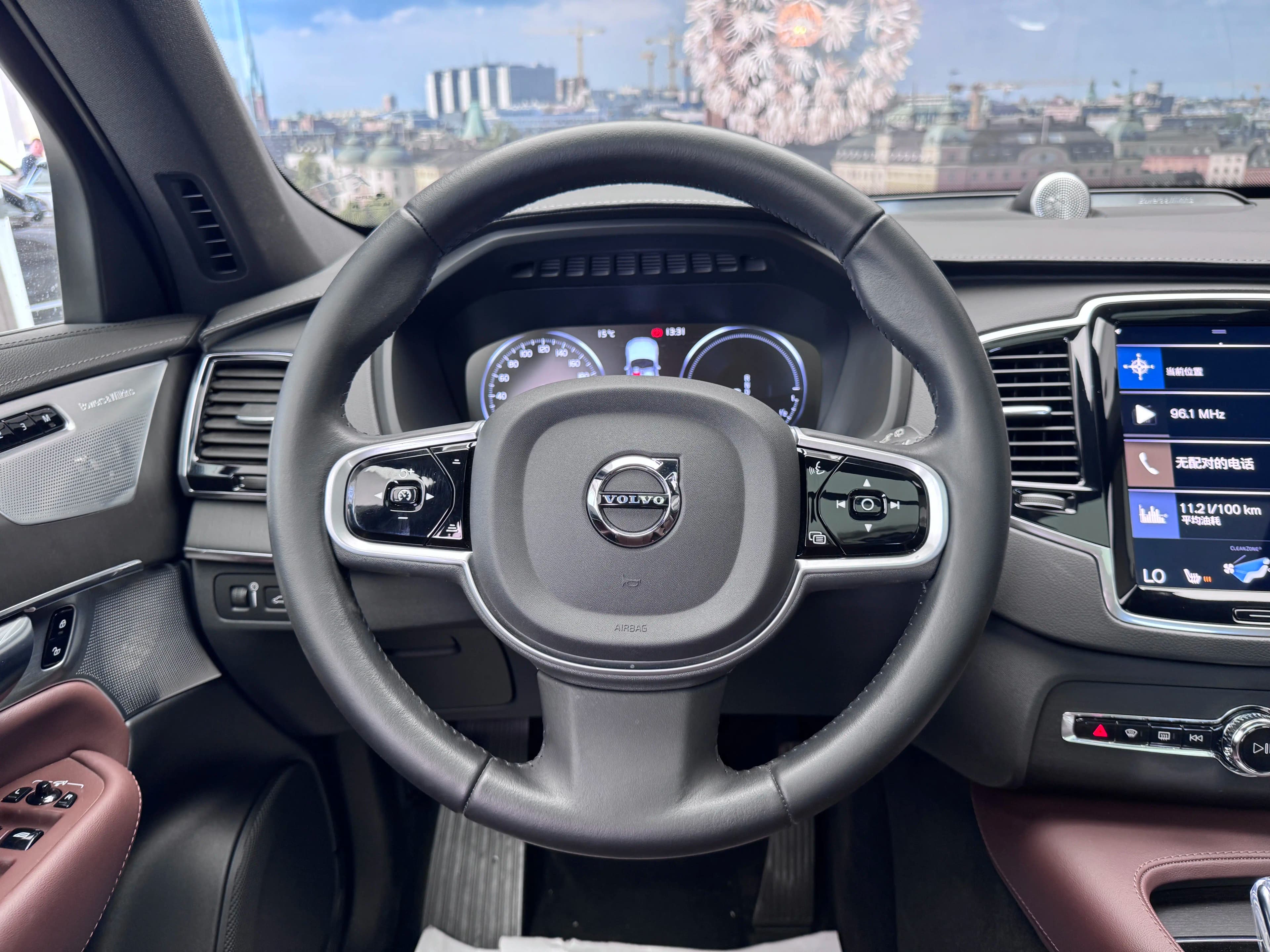Volvo XC90 PHEV 2023 г. 4261 км. — фото 12