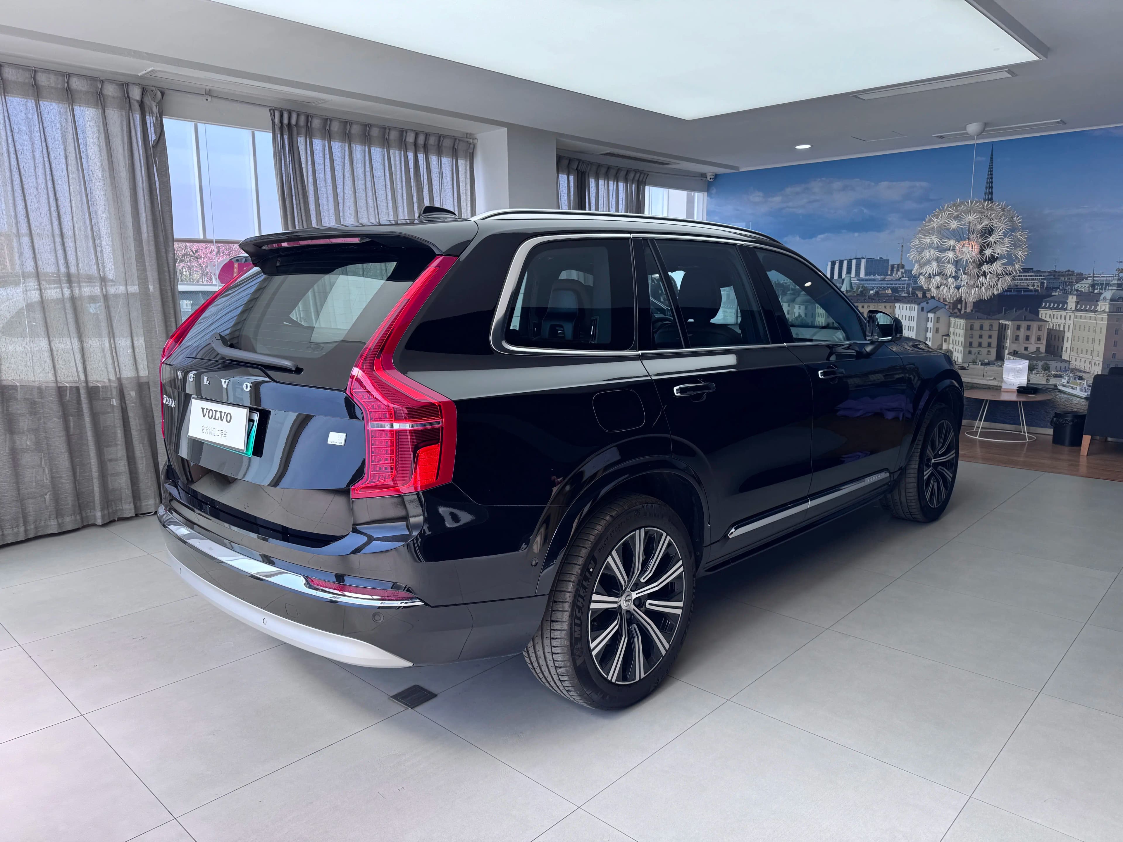 Volvo XC90 PHEV 2023 г. 4261 км. — фото 6