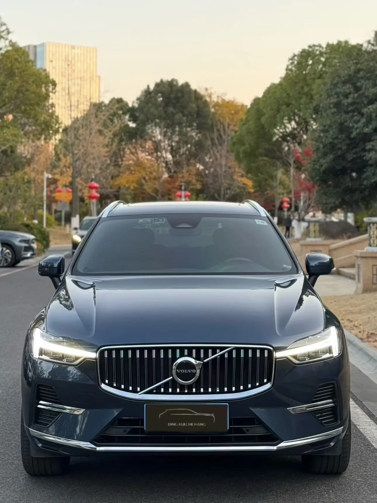 Volvo XC60 2021 г. 100005 км. — фото 2