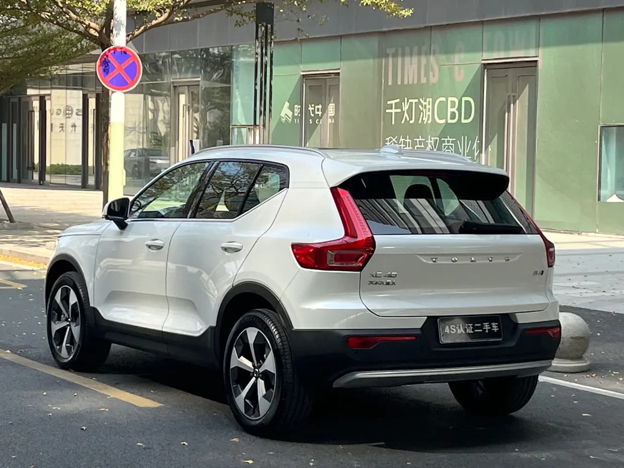 Volvo XC40 2024 г. 11008 км. — фото 5