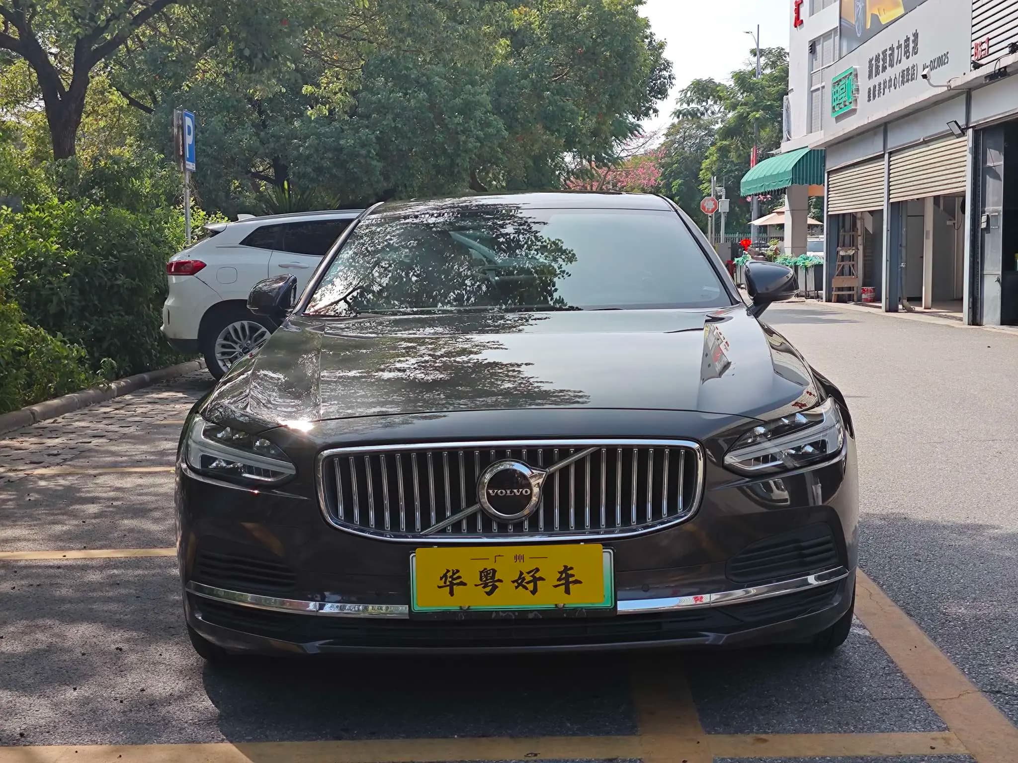 Volvo S90 PHEV 2022 г. 91020 км. — фото 2