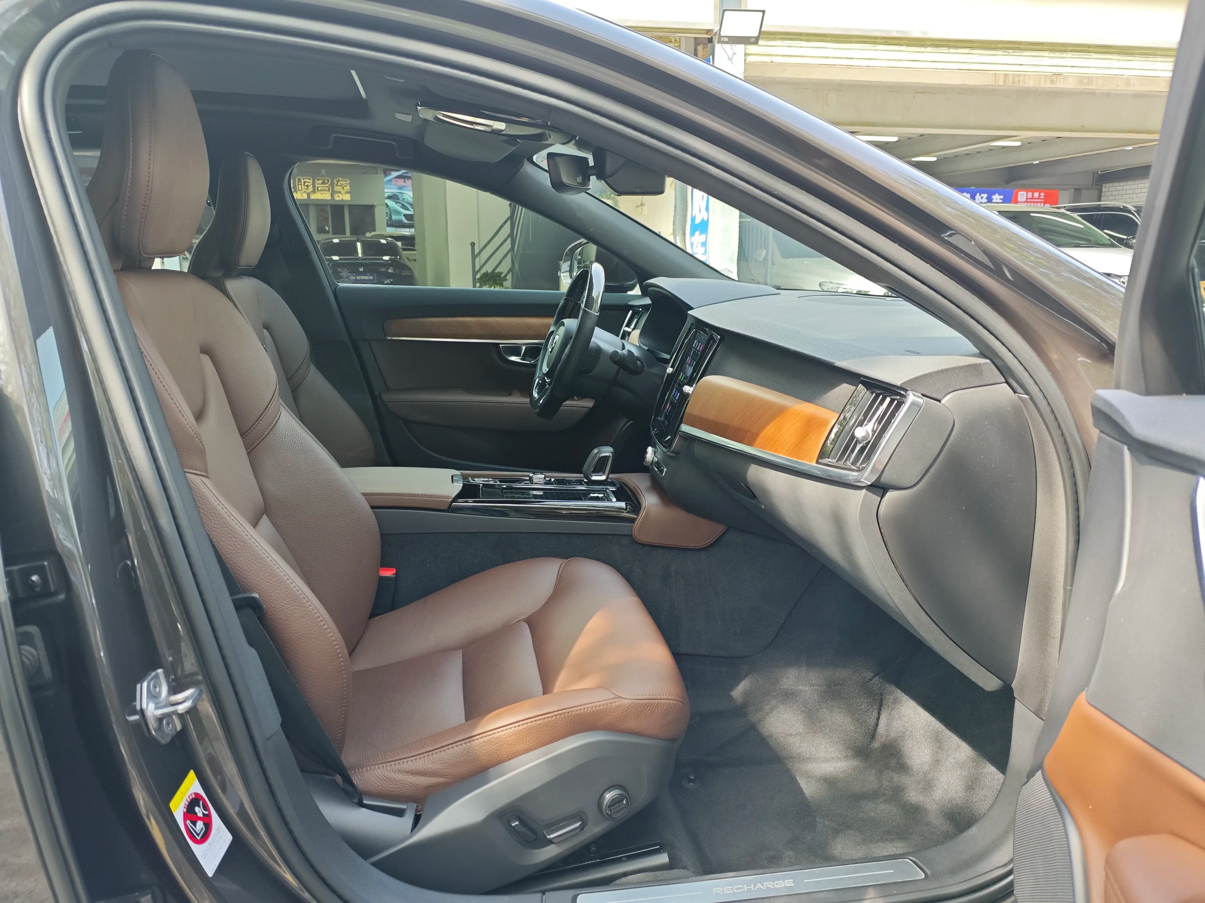 Volvo S90 PHEV 2022 г. 91020 км. — фото 7