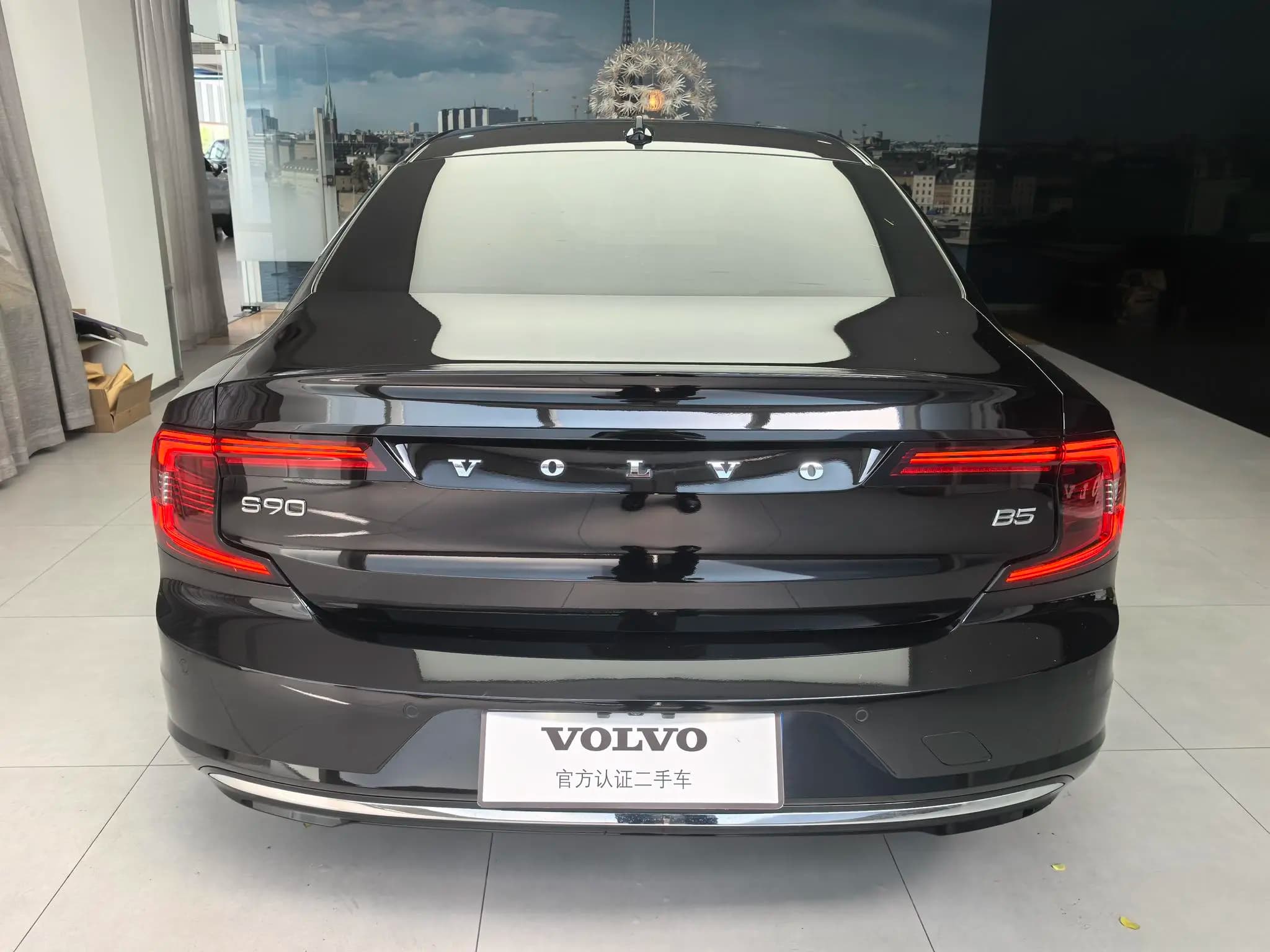 Volvo S90 2025 г. 5022 км. — фото 5