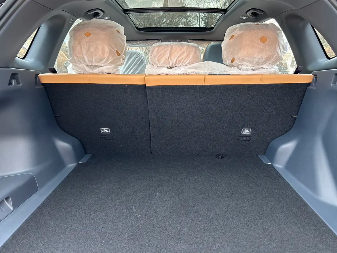 Geely Galaxy Starship 7 EM-i 2025 г. — фото 25