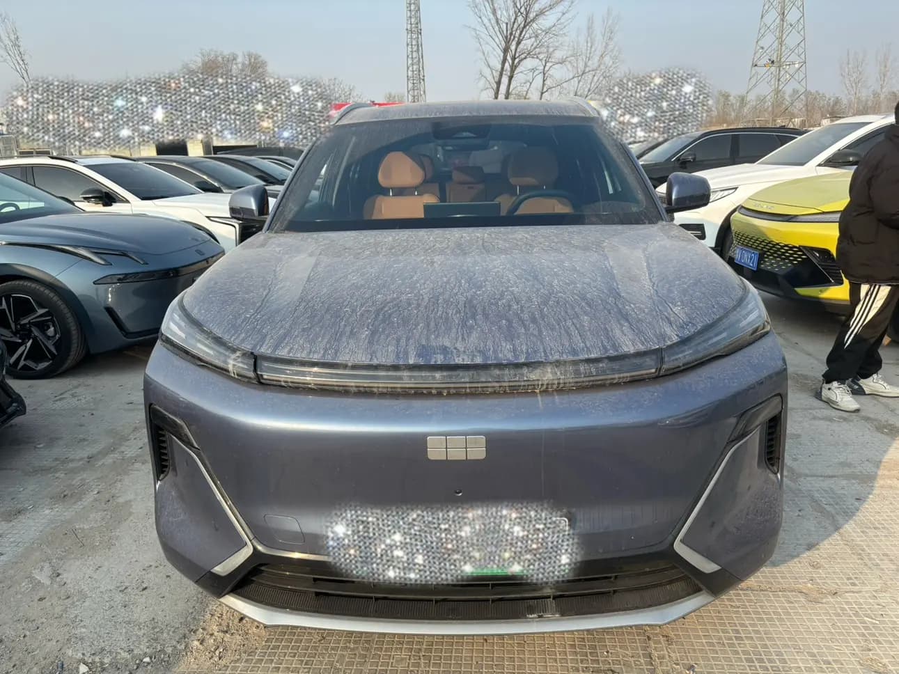 Geely Galaxy Starship 7 EM-i 2025 г. 24023 км. — фото 2