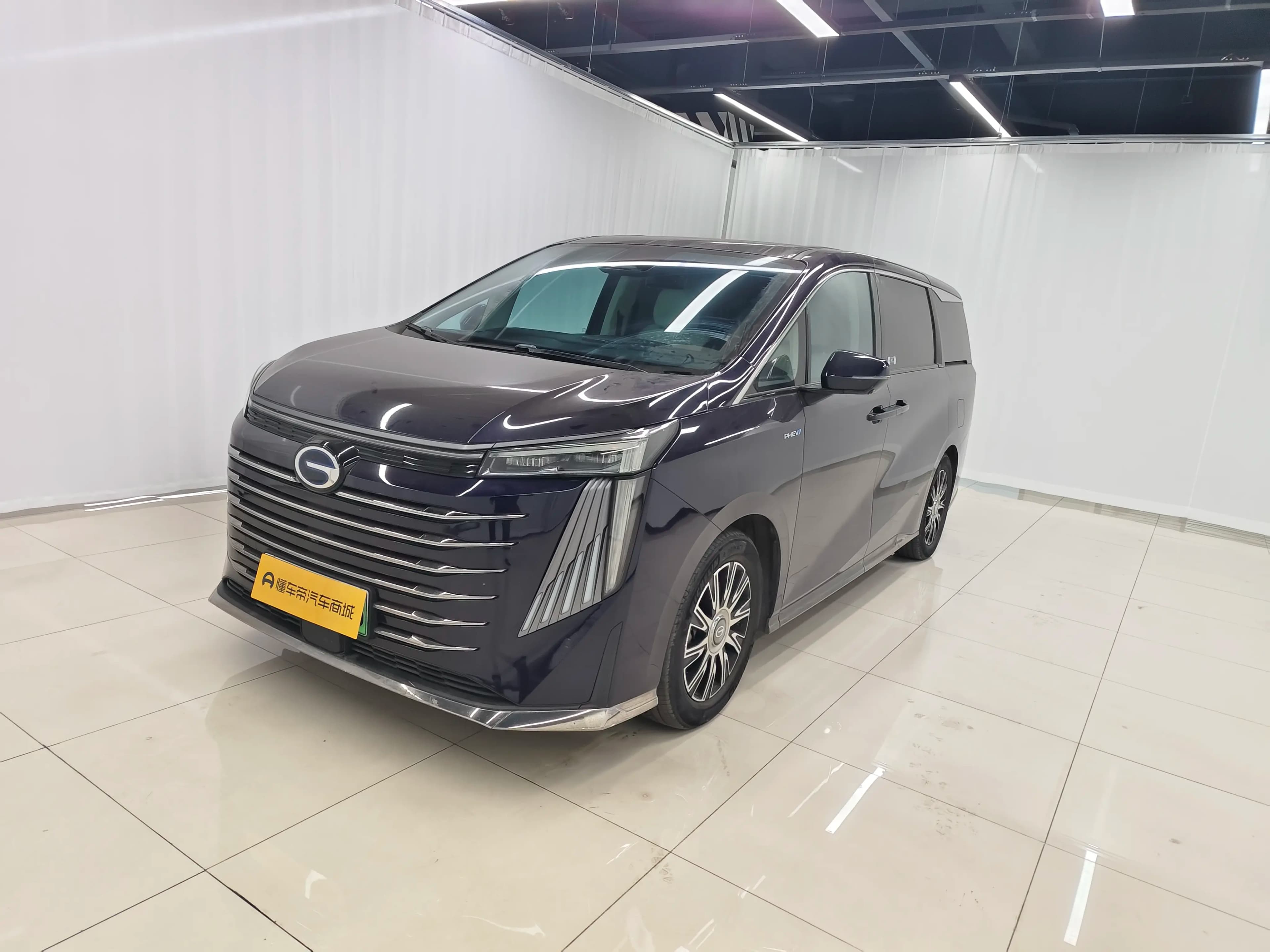 GAC Trumpchi E9 PHEV 2023 г. 66814 км.