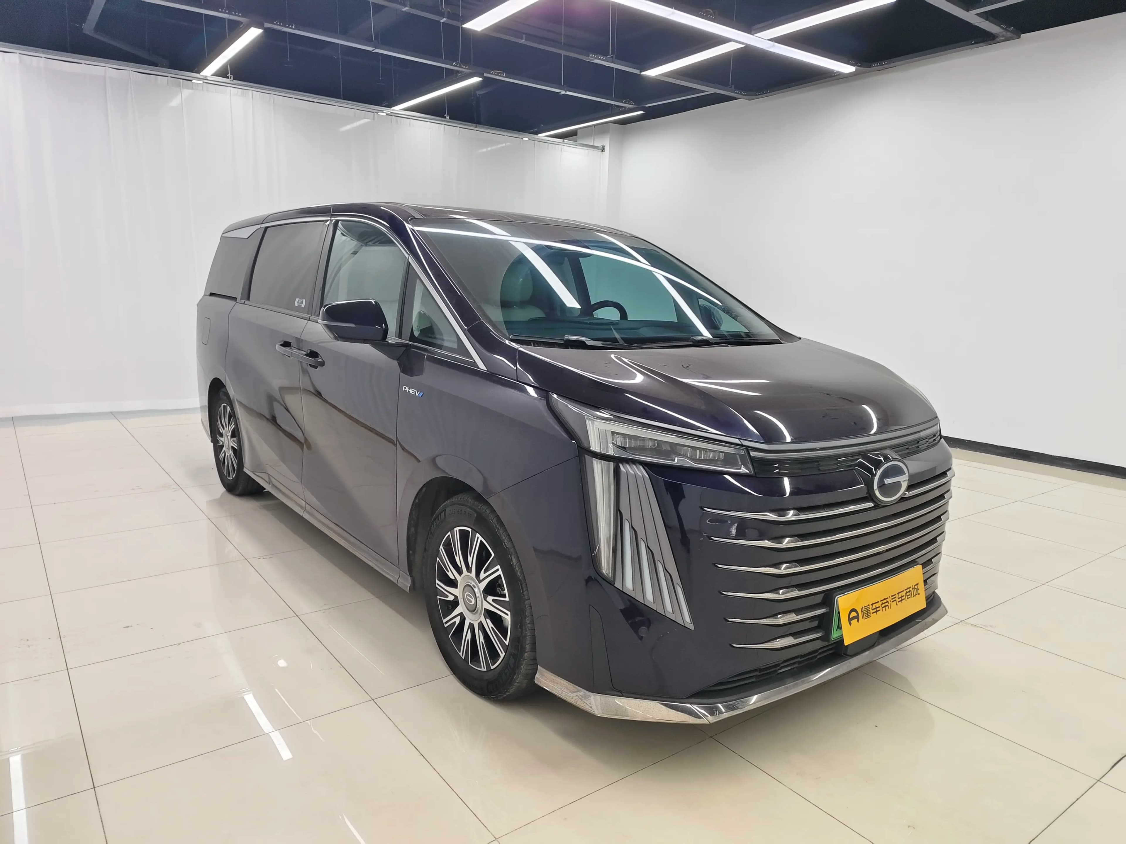GAC Trumpchi E9 PHEV 2023 г. 66814 км. — фото 3