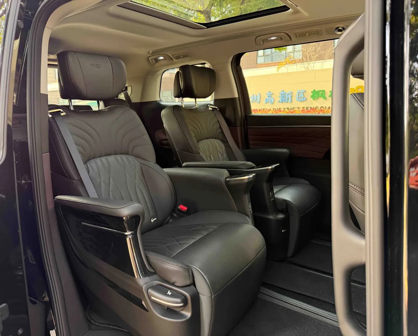 GAC Trumpchi M8 2024 г. 9116 км. — фото 25