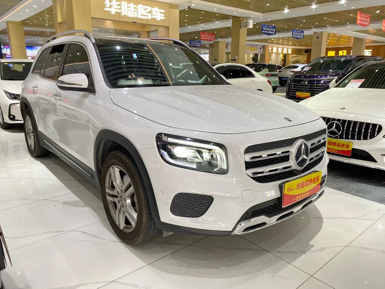 Mercedes-Benz GLB 2021 г. 59097 км. — фото 2