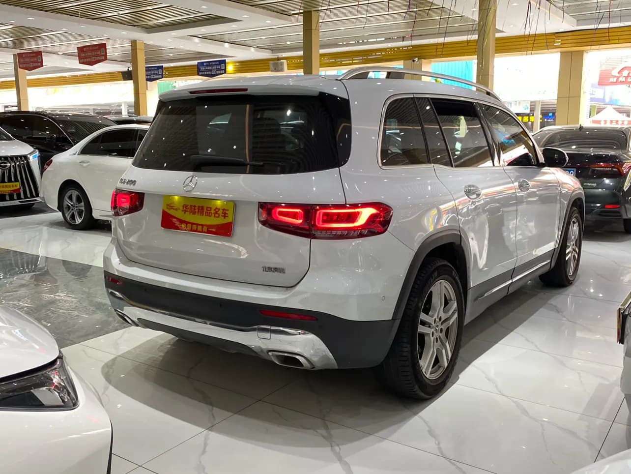Mercedes-Benz GLB 2021 г. 59097 км. — фото 4