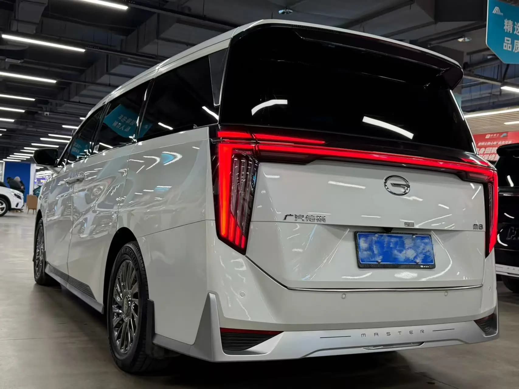 GAC Trumpchi M8 2023 г. 35118 км. — фото 2