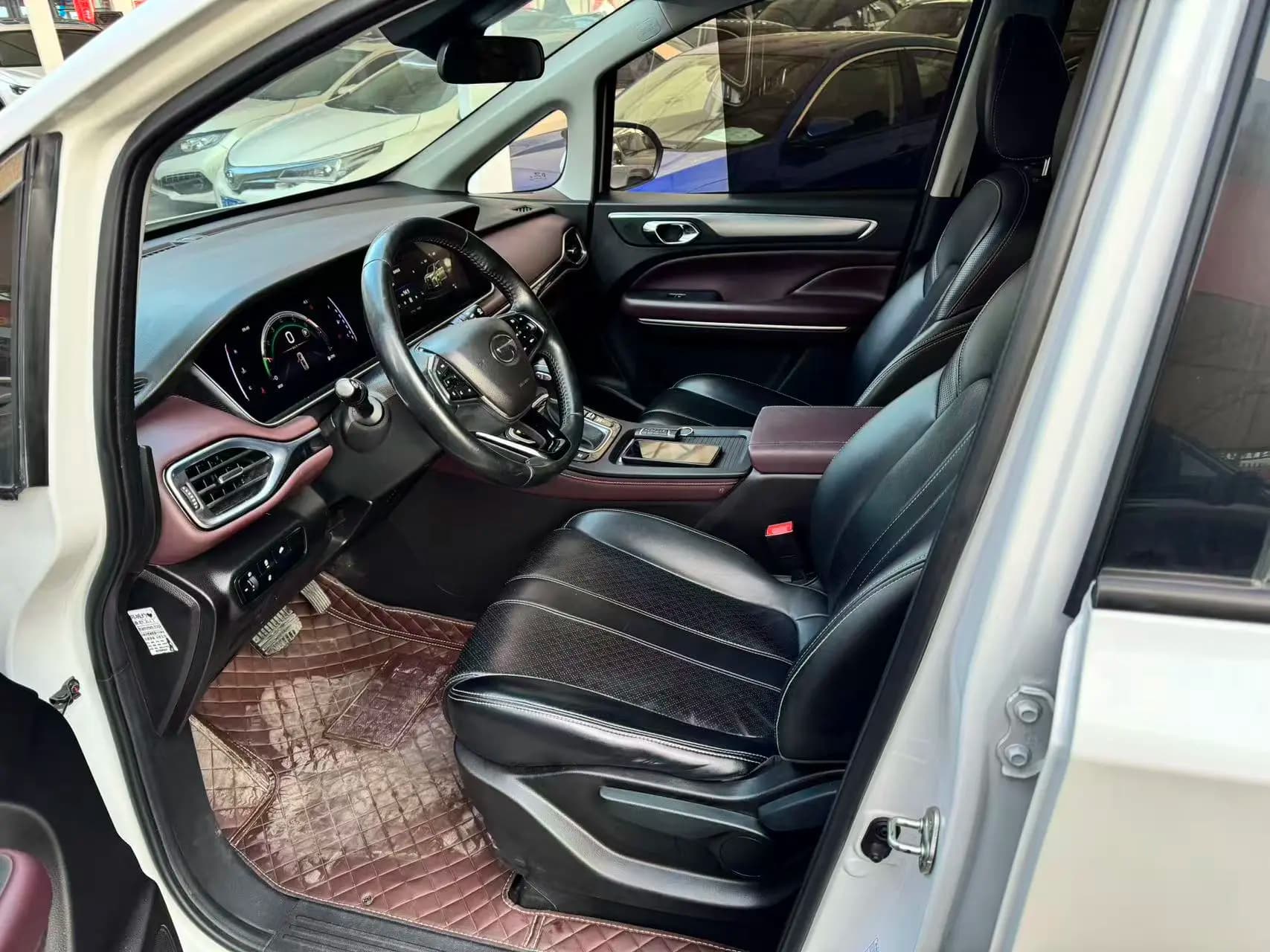GAC Trumpchi M6 2022 г. 68133 км. — фото 8