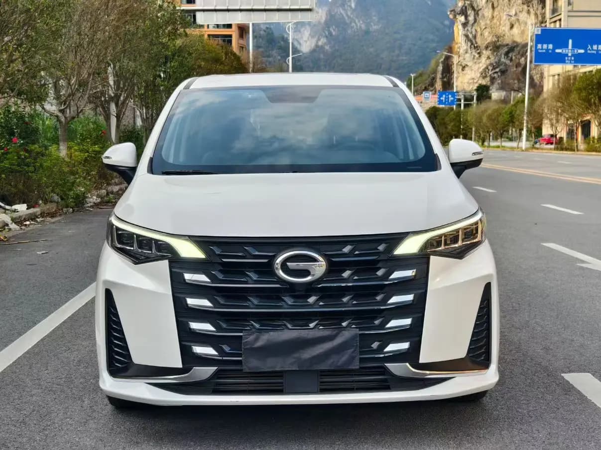 GAC Trumpchi M6 2022 г. 100111 км. — фото 2