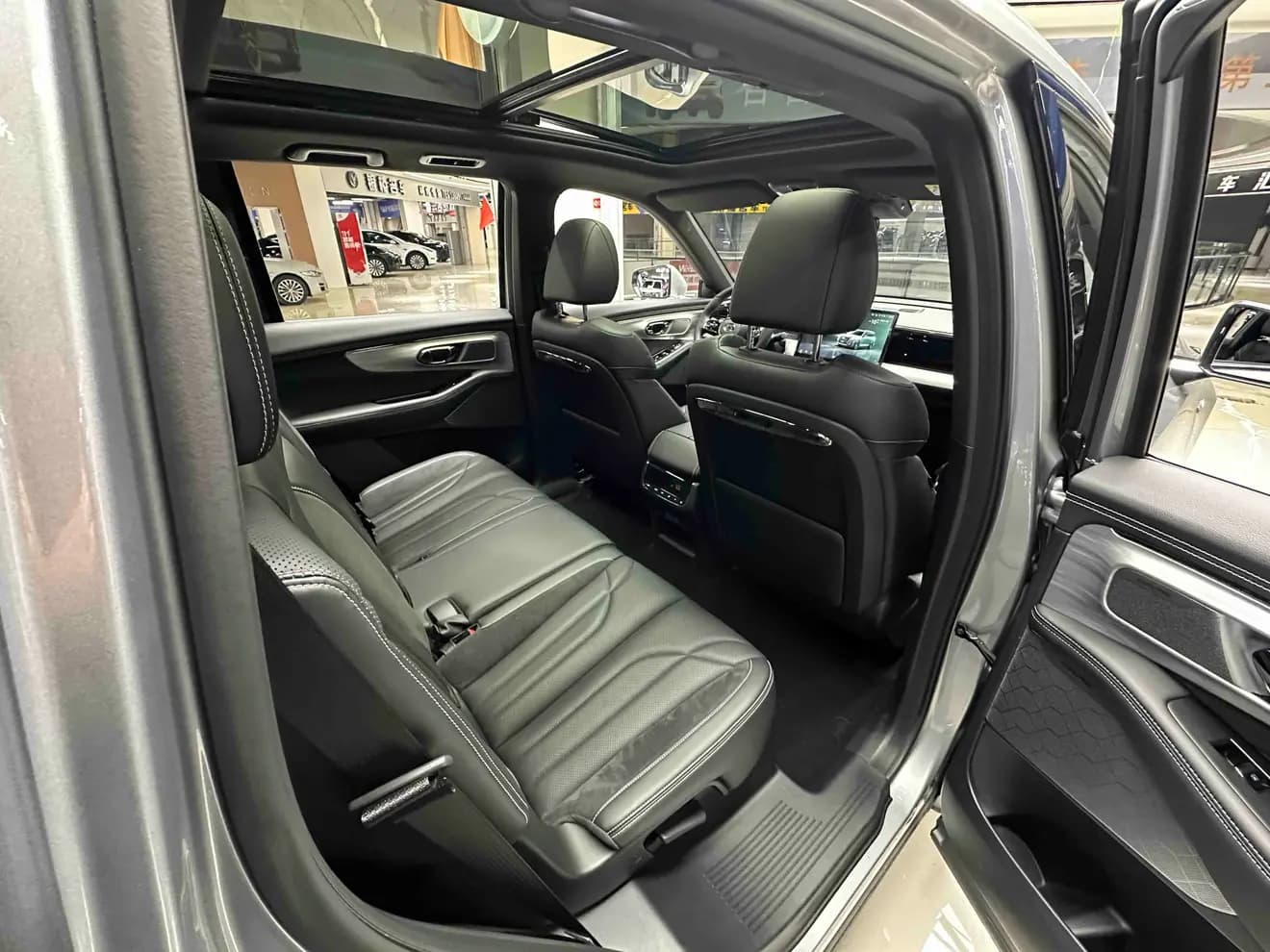 GAC Trumpchi ES9 PHEV 2025 г. 5512 км. — фото 26