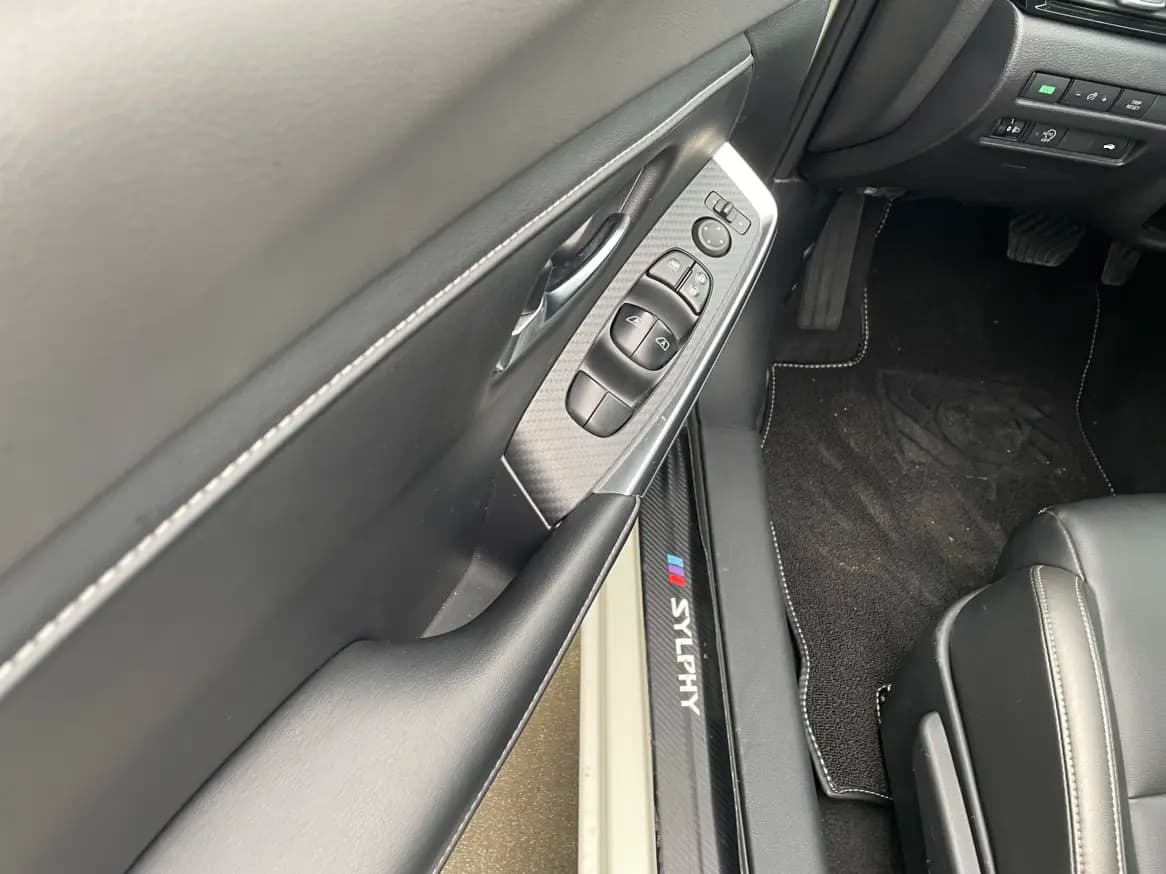 Nissan Sylphy 2023 г. 34087 км. — фото 13