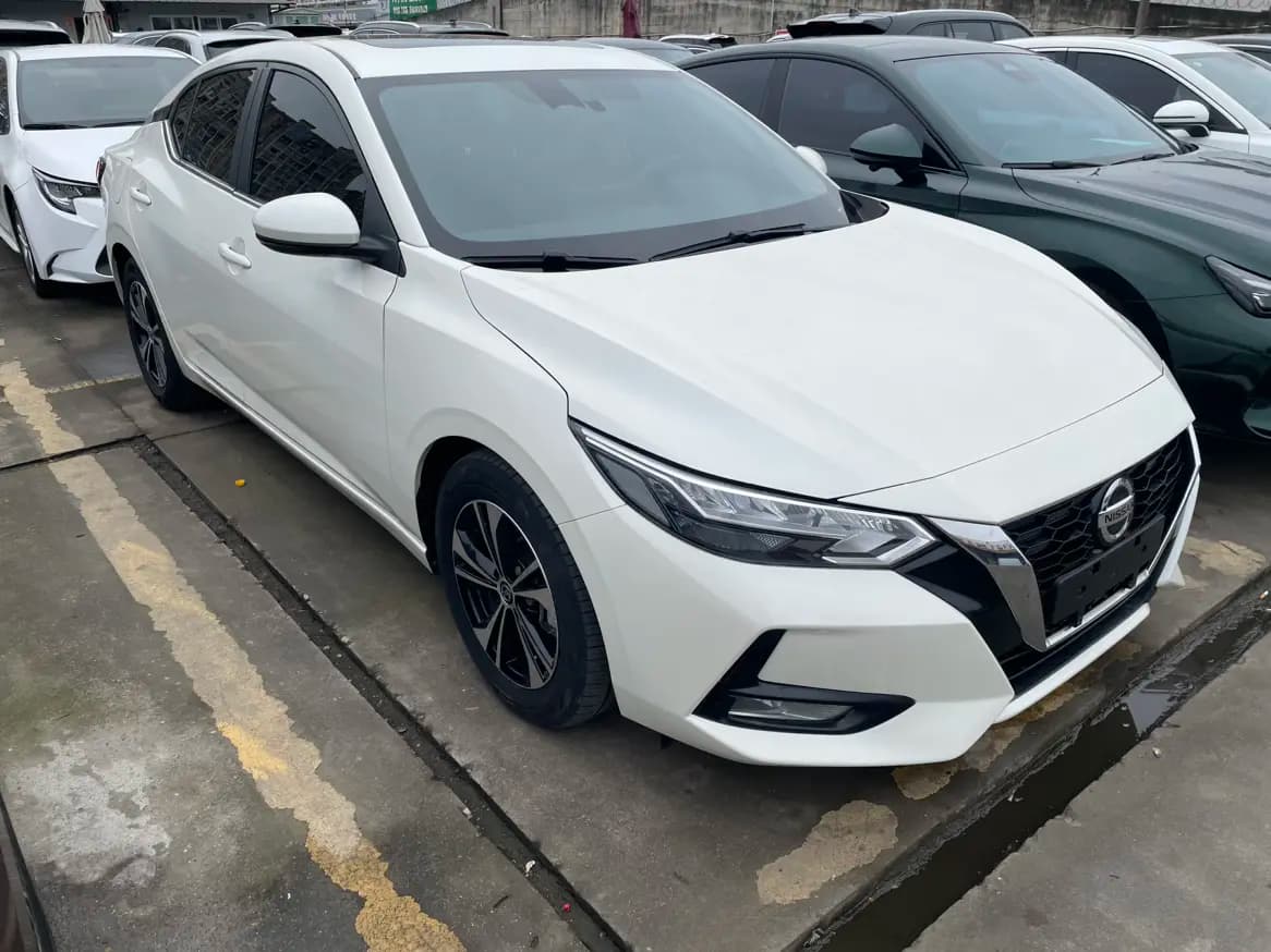Nissan Sylphy 2023 г. 34087 км. — фото 3