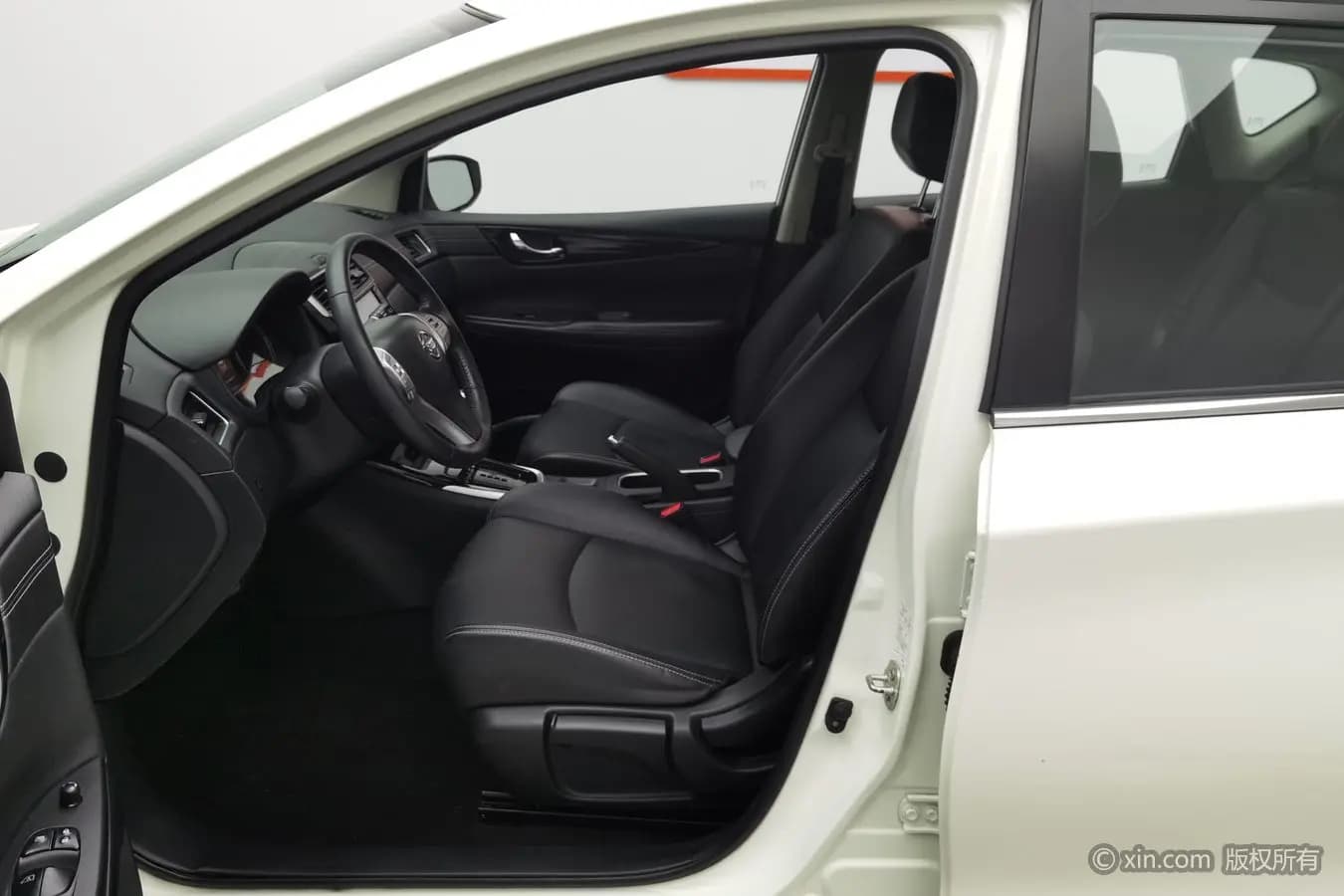 Nissan Tiida 2021 г. 41092 км. — фото 10
