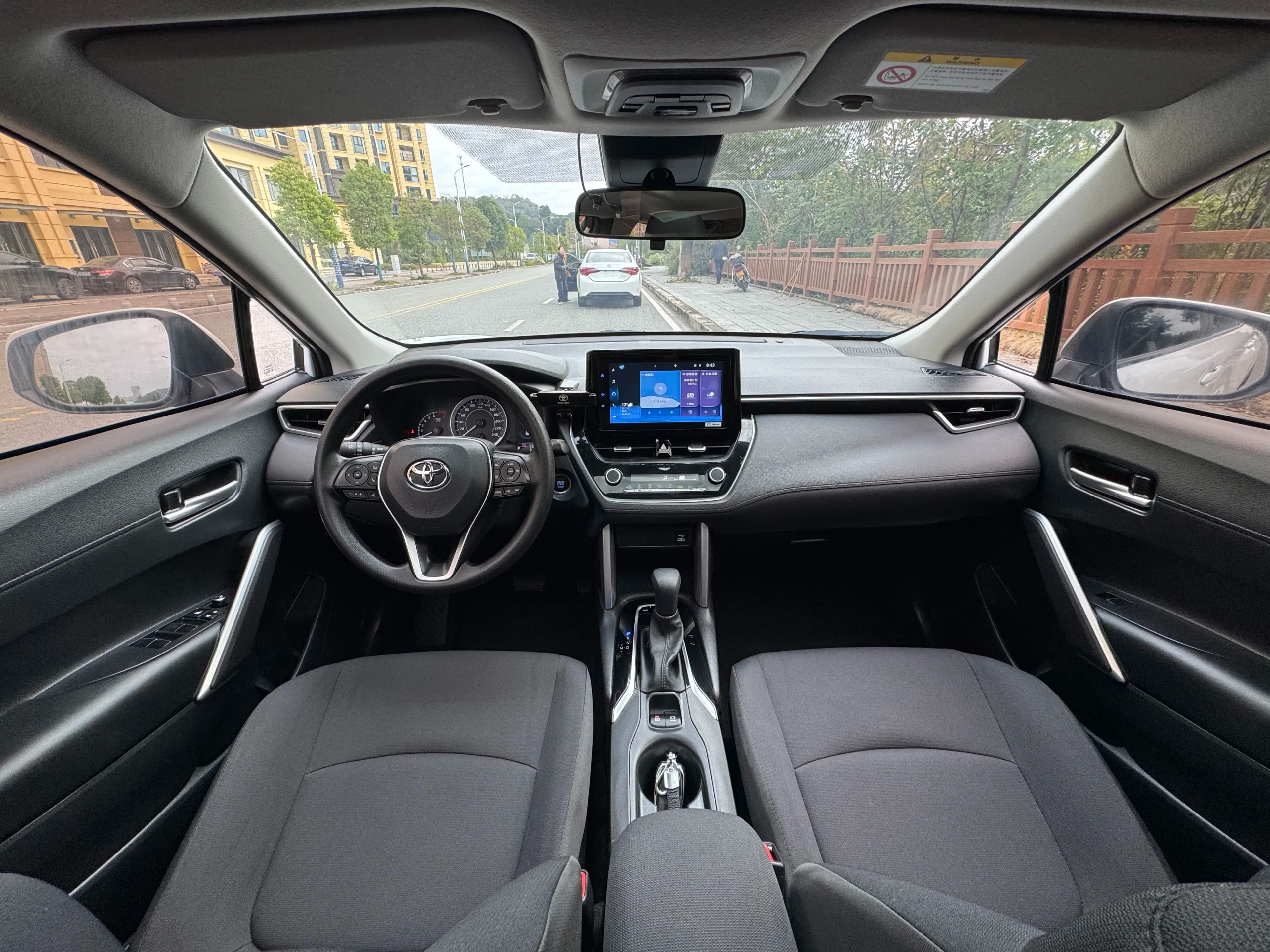 Toyota Corolla Cross 2022 г. 34113 км. — фото 7