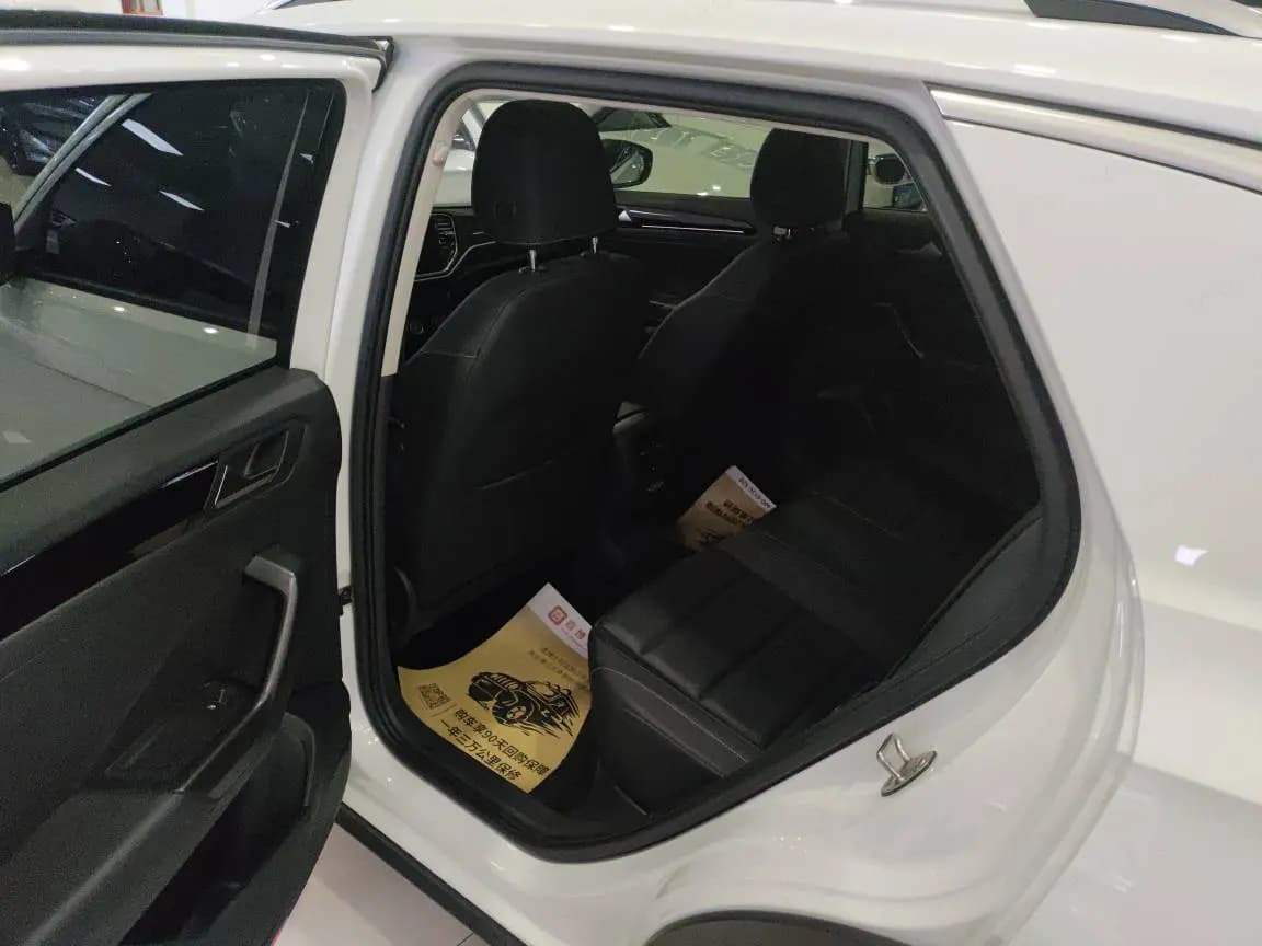 Volkswagen T-Roc 2022 г. 44006 км. — фото 8