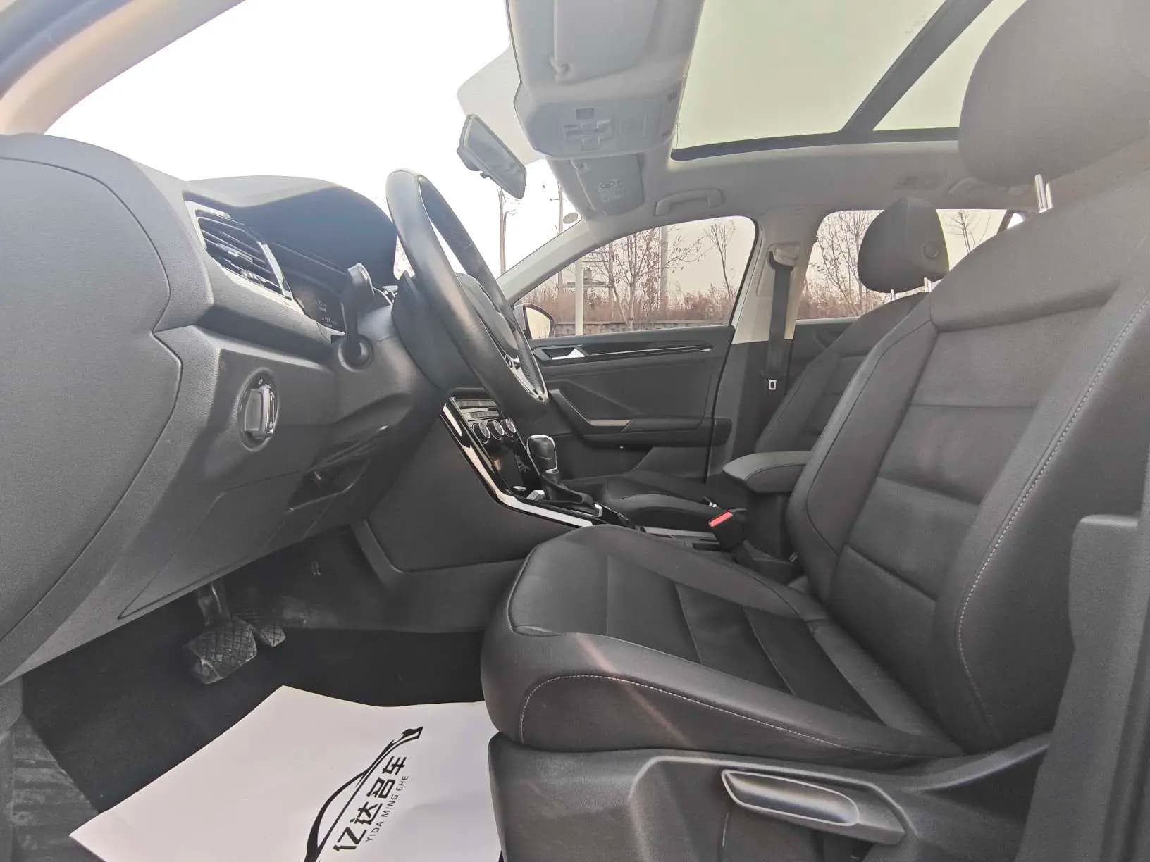Volkswagen T-Roc 2022 г. 26038 км. — фото 14