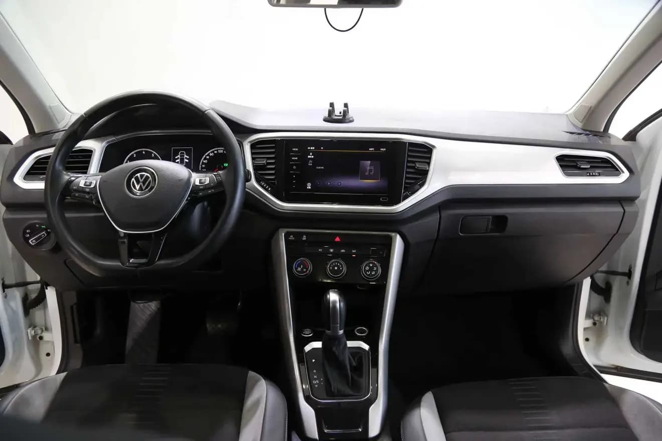 Volkswagen T-Roc 2022 г. 35539 км. — фото 9