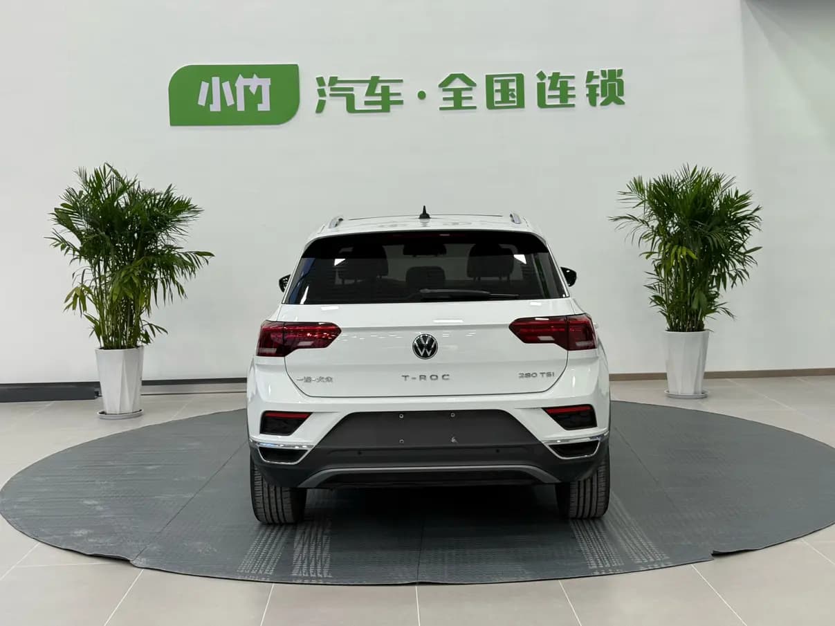 Volkswagen T-Roc 2023 г. 9000 км. — фото 6