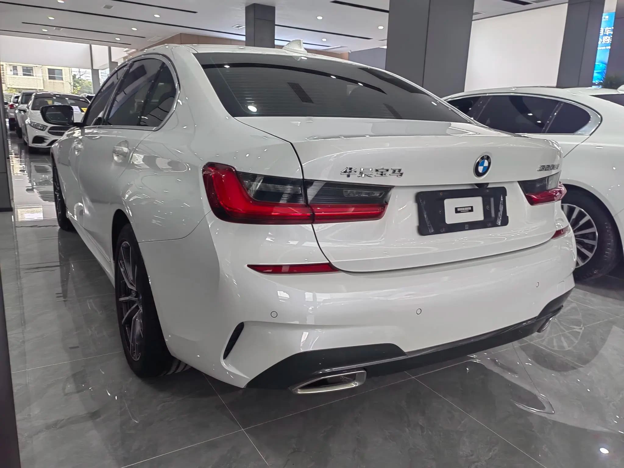 BMW X3 30i 2.0 xDrive Steptronic (249 л.с.) 2021 г. 48002 км — фото 4