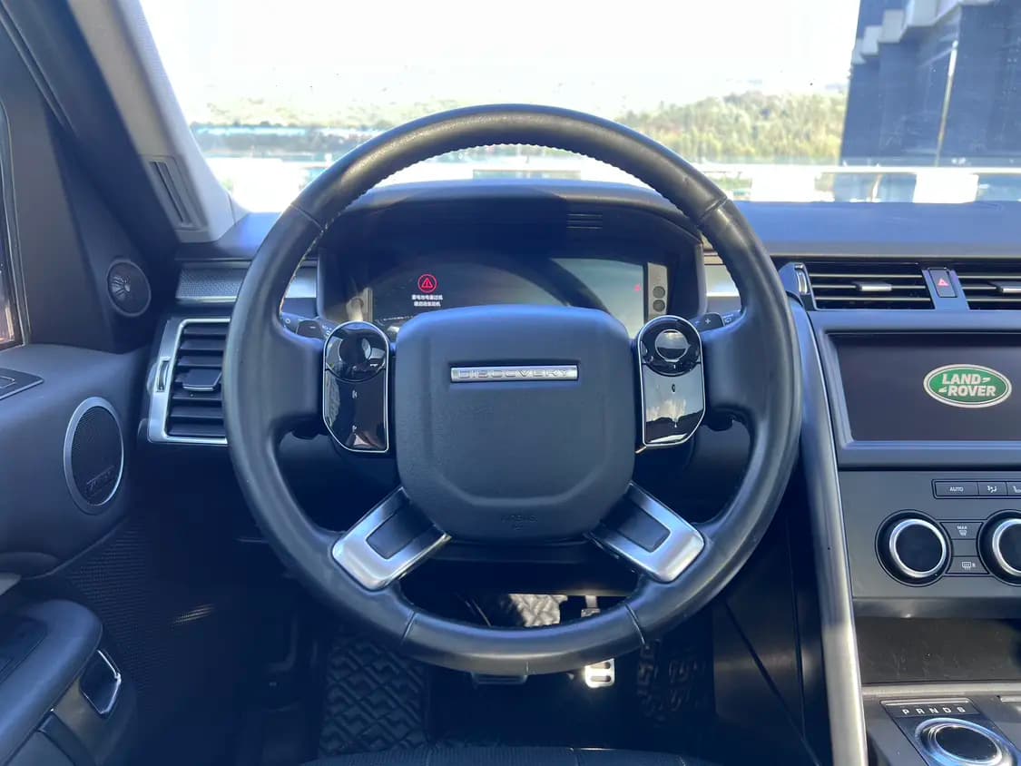 Land Rover Discovery 2021 г. 51004 км. — фото 15