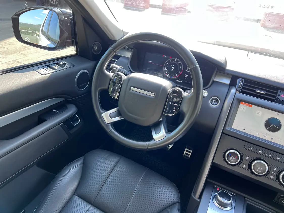 Land Rover Discovery 2021 г. 51004 км. — фото 17