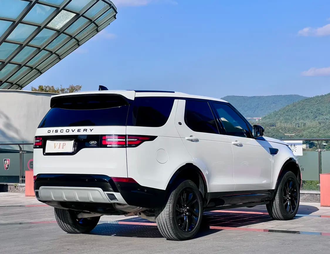 Land Rover Discovery 2021 г. 51004 км. — фото 7
