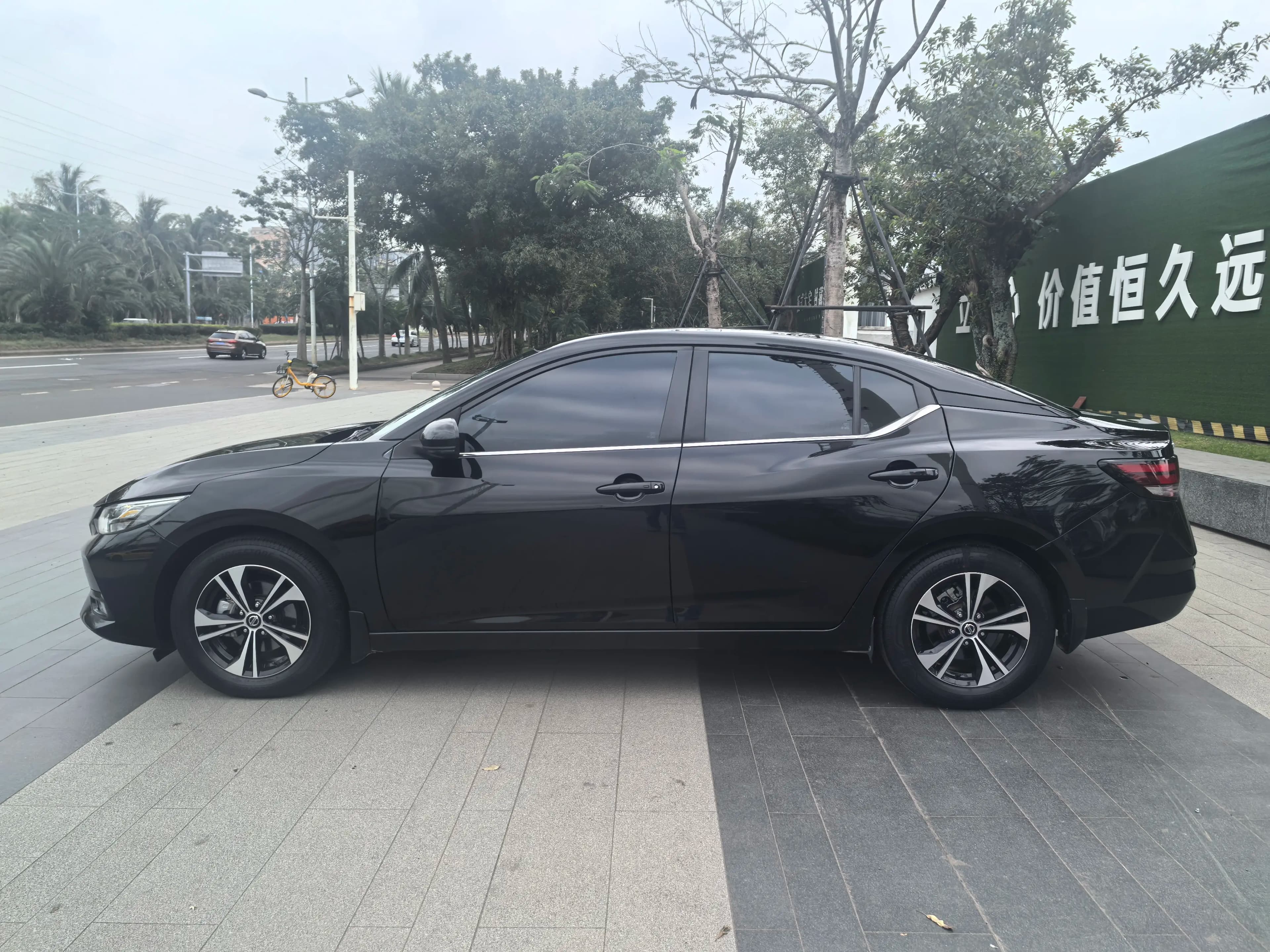 Nissan Sylphy 2023 г. 52125 км. — фото 4