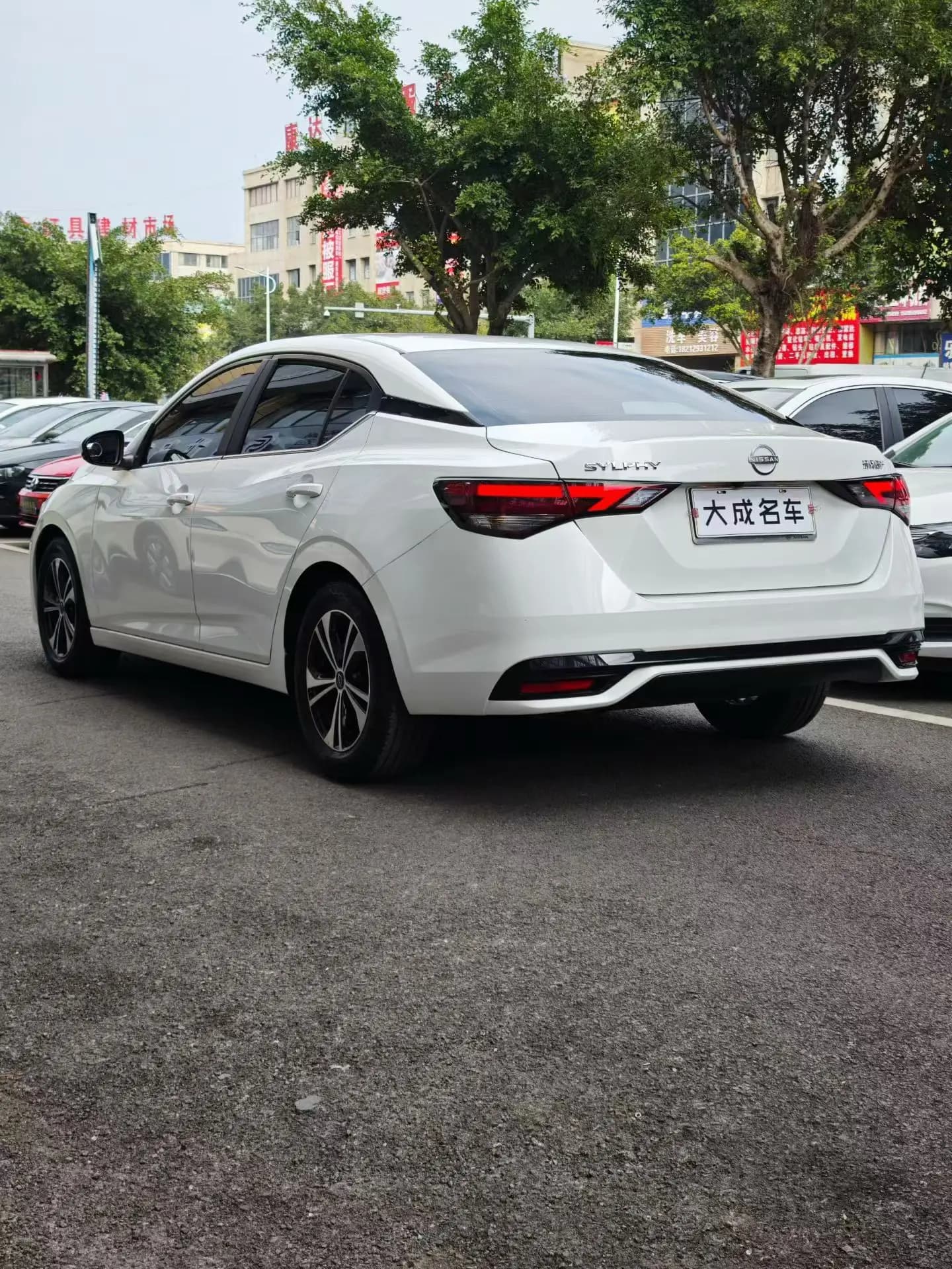 Nissan Sylphy 2024 г. 33000 км. — фото 3