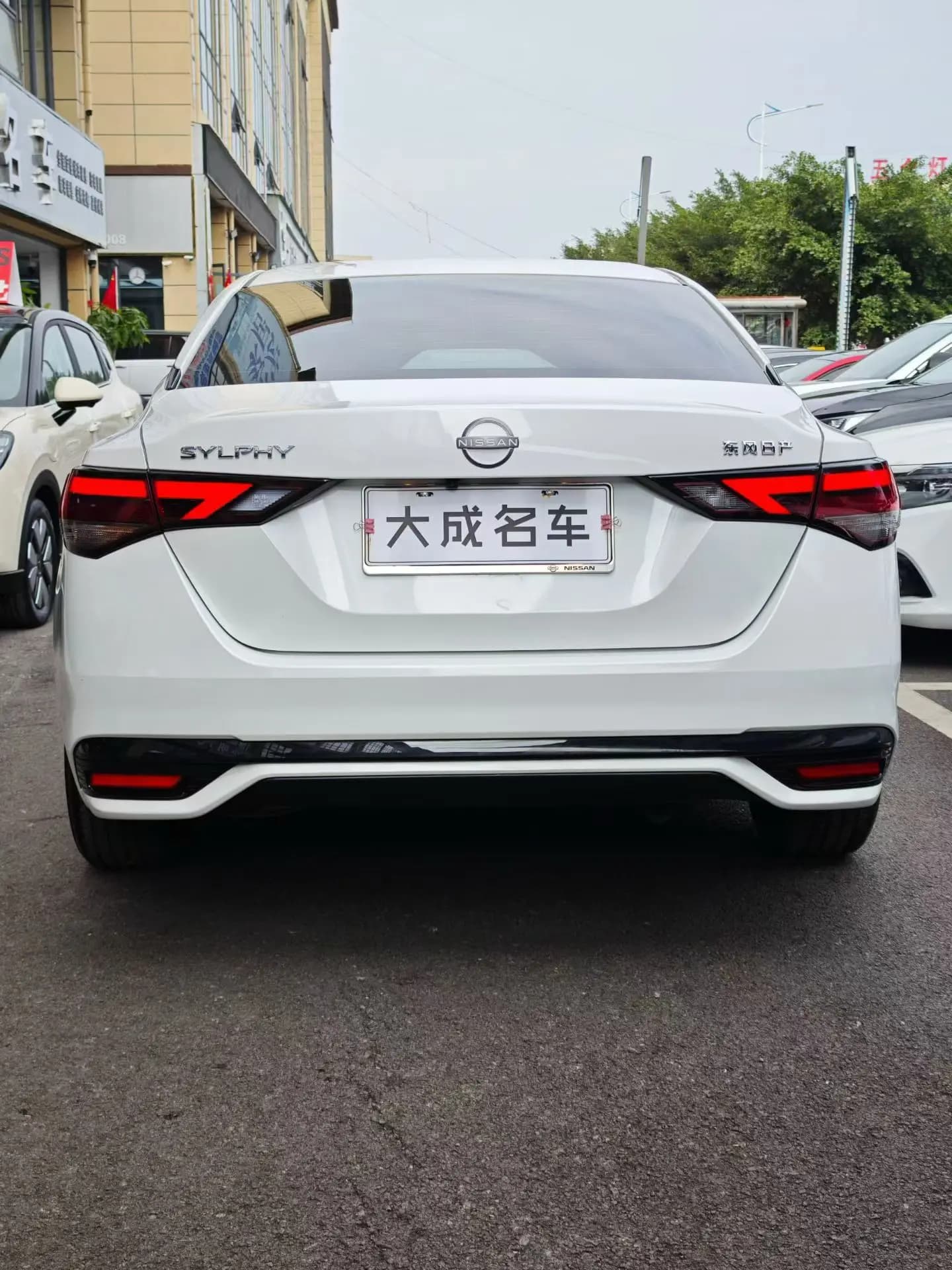 Nissan Sylphy 2024 г. 33000 км. — фото 4