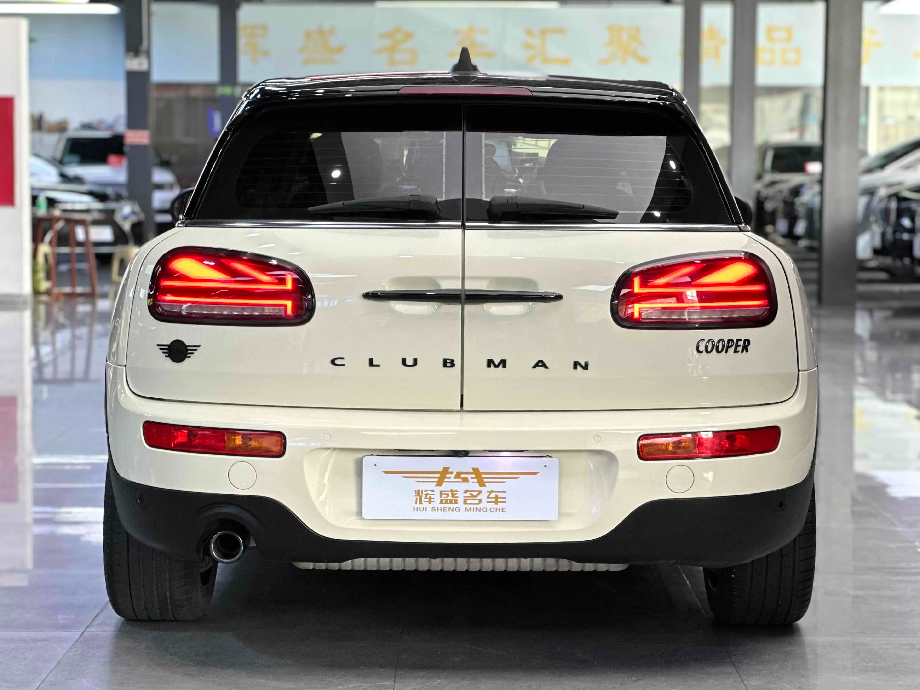 MINI CLUBMAN 2022 г. 70112 км. — фото 3