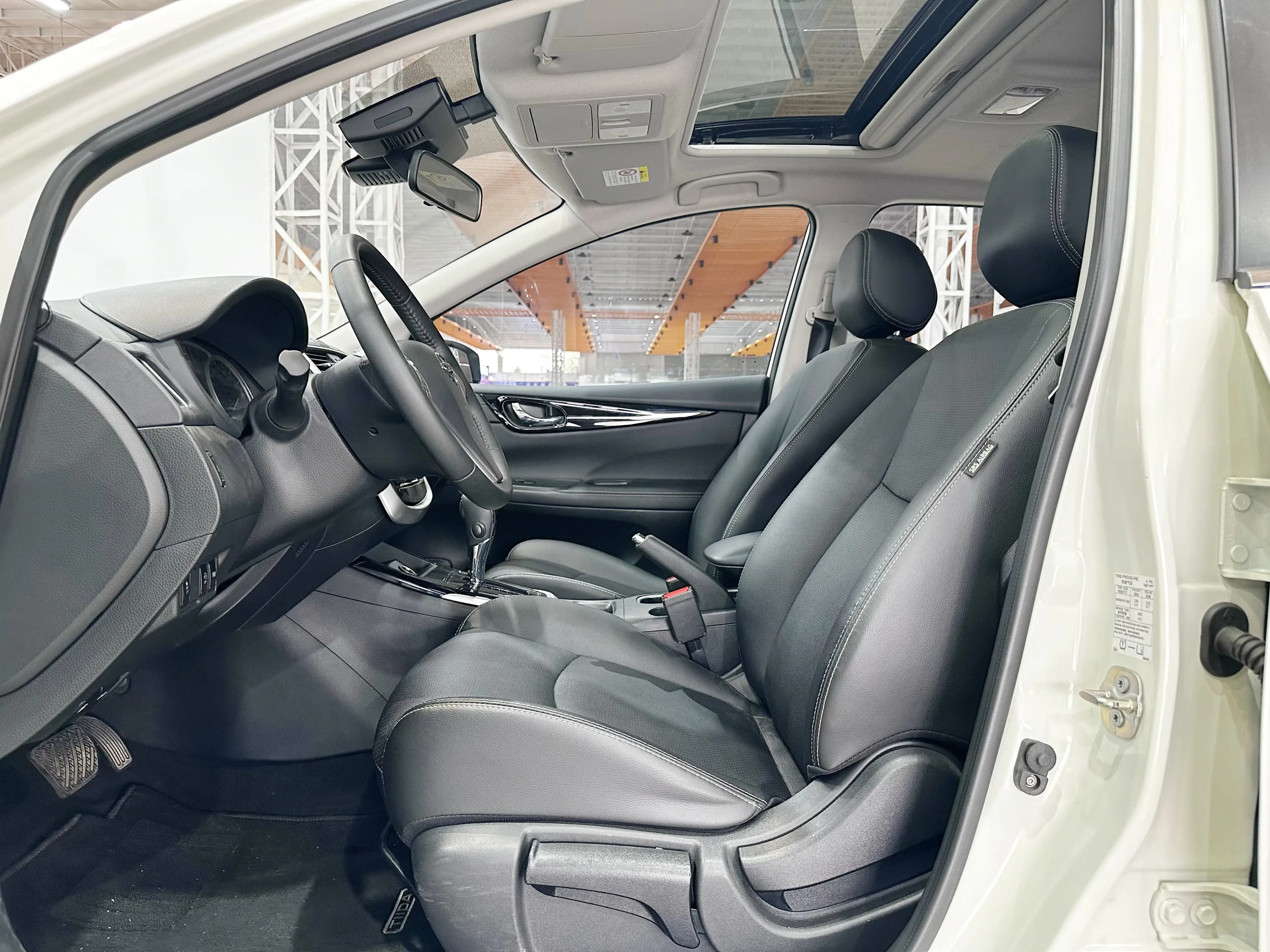 Nissan Tiida 2021 г. 22057 км. — фото 19