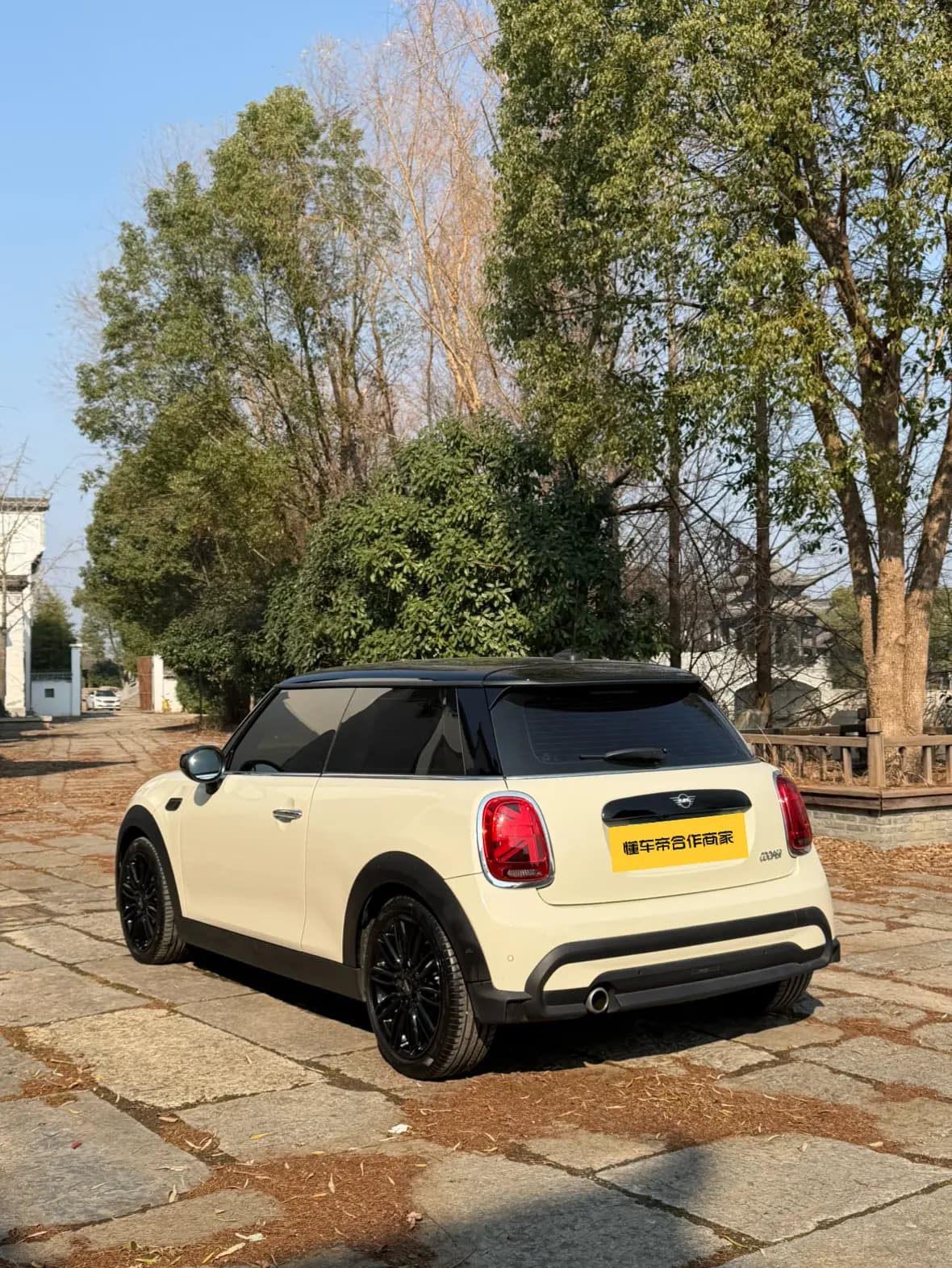 MINI  2021 г. 29118 км. — фото 2