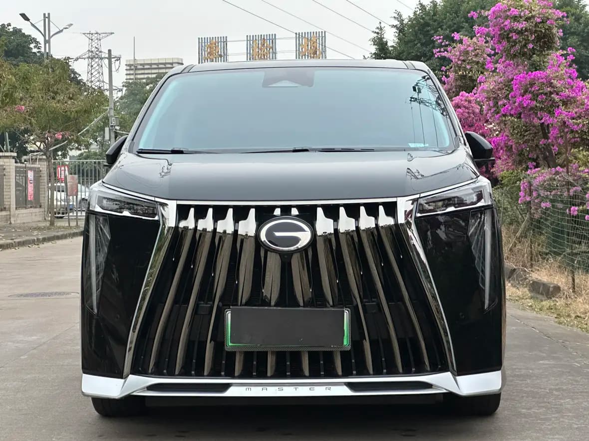 GAC Trumpchi E9 PHEV 2024 г. 30035 км. — фото 2