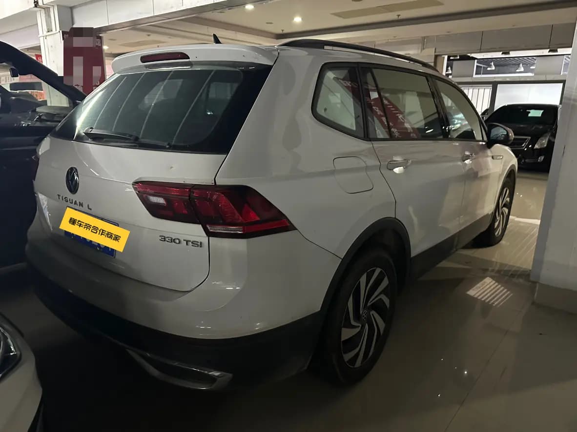 Volkswagen Tiguan L 2022 г. 87220 км. — фото 6